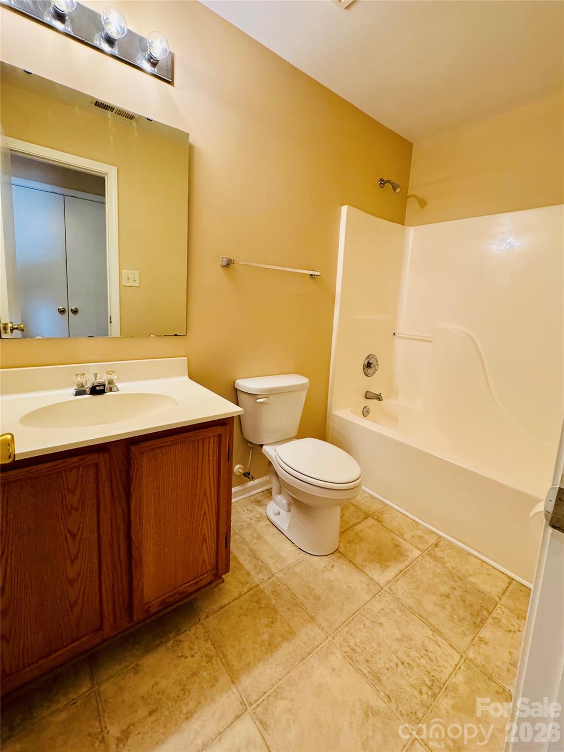 3008 Rockingham Court Property Photo 8