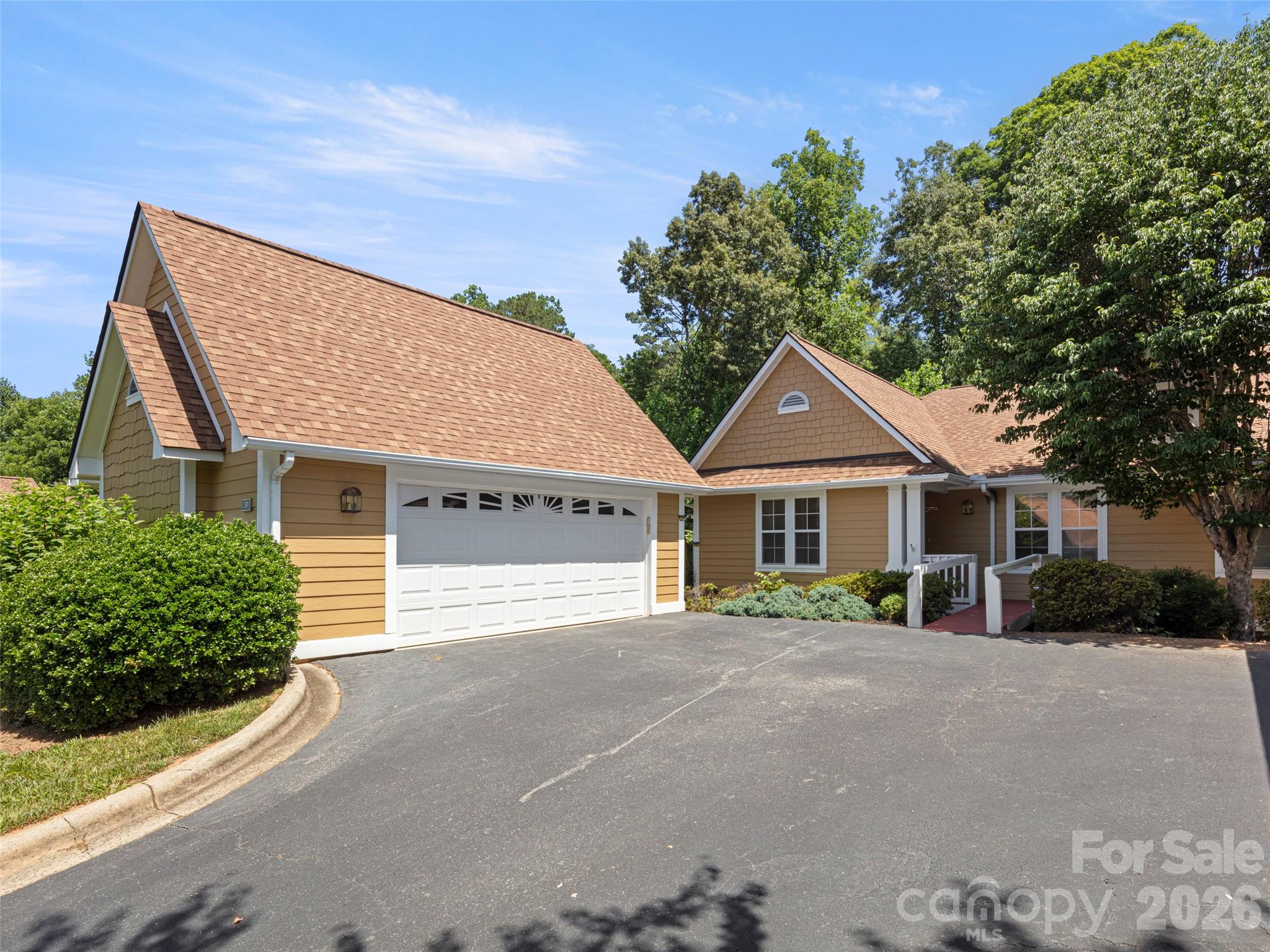 1301 Hyde Park Drive Property Photo 1