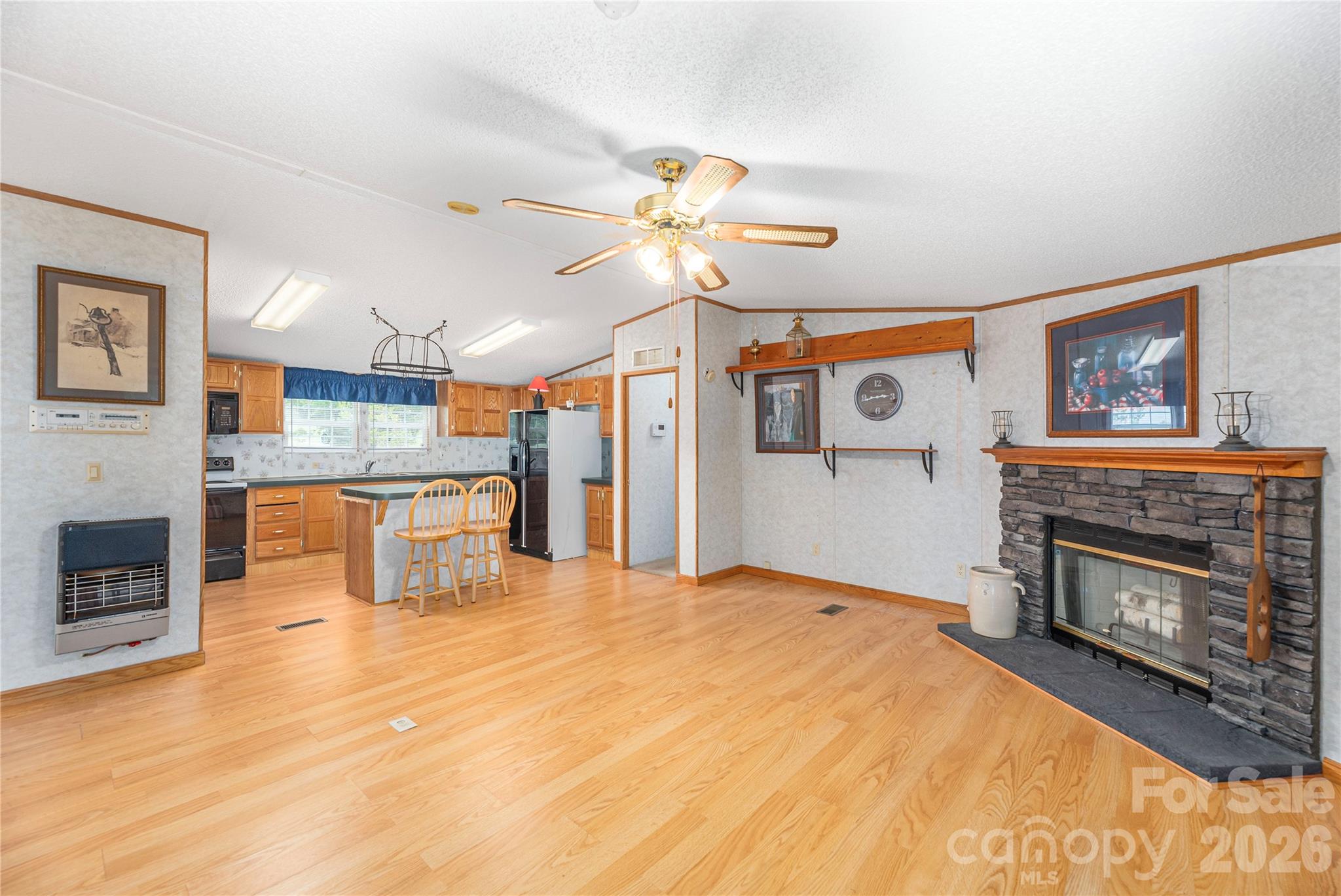 992 Brickyard Road Property Photo 7