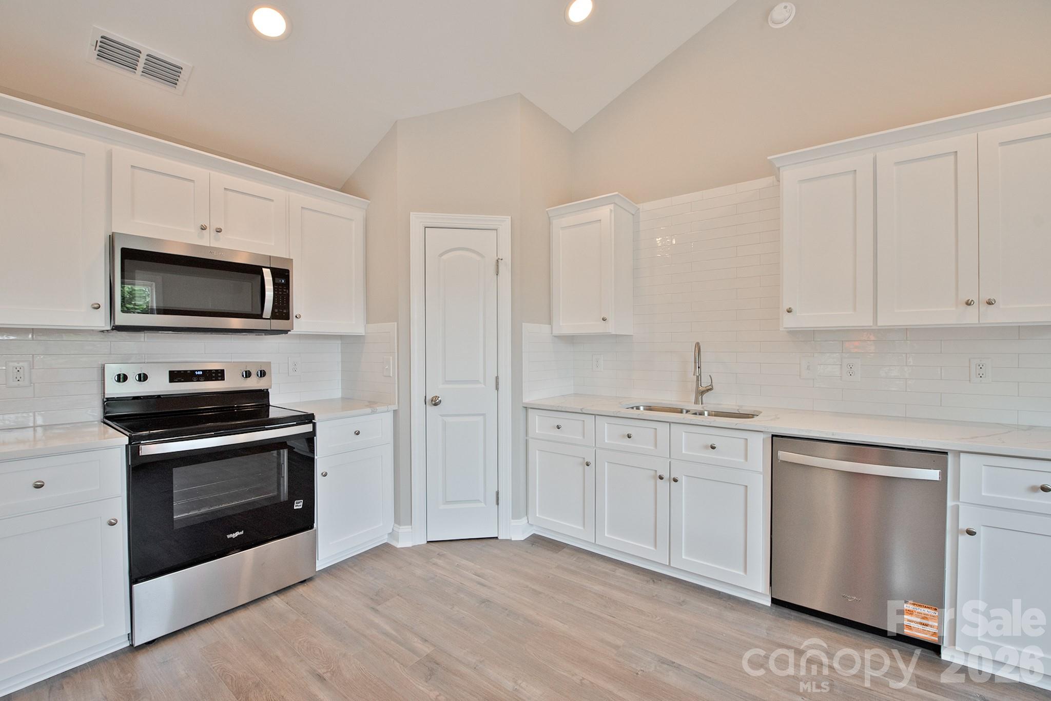 135 Beaver Street Property Photo 17