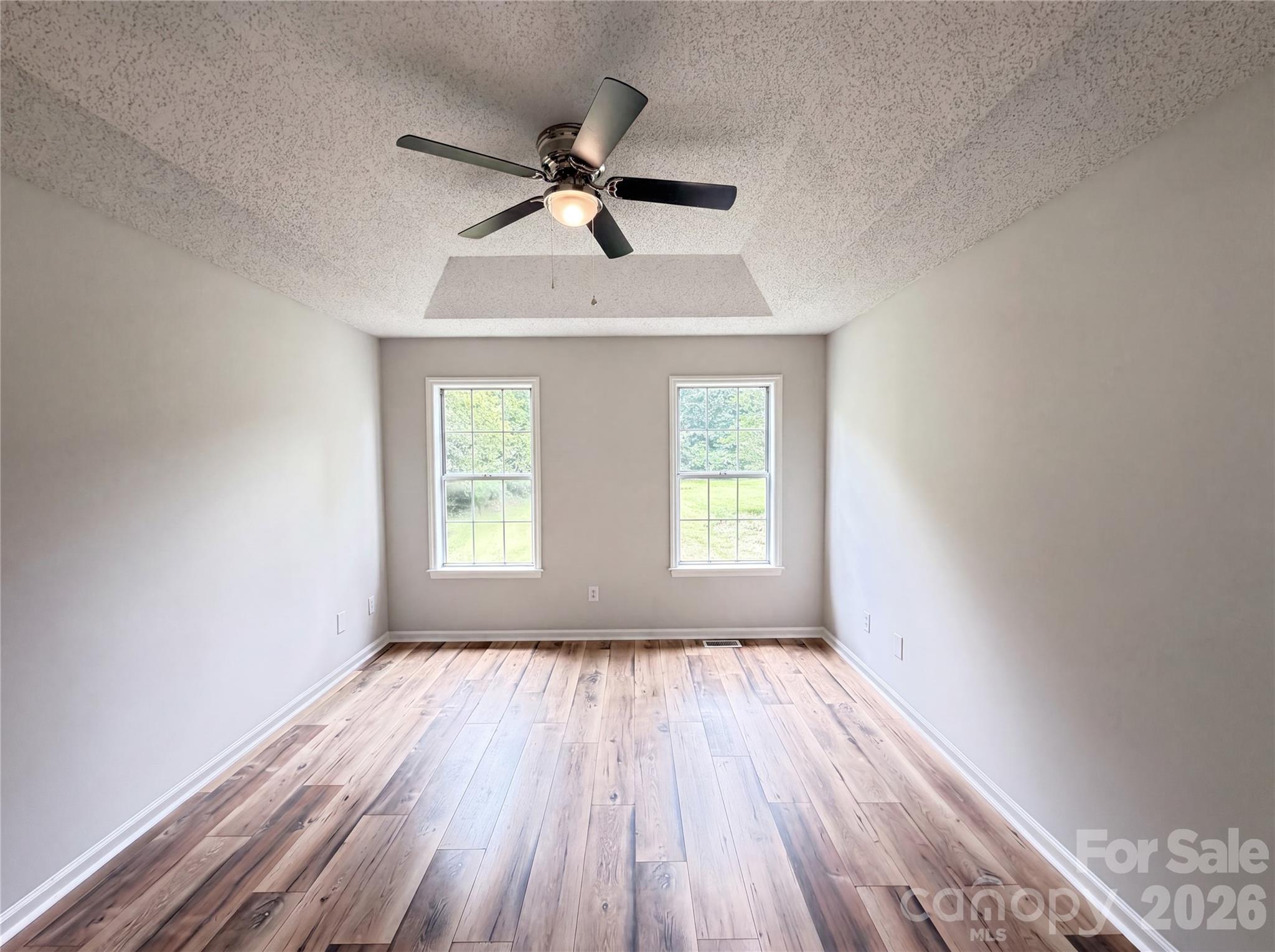 4901 Jacquelyne Drive Property Photo 10