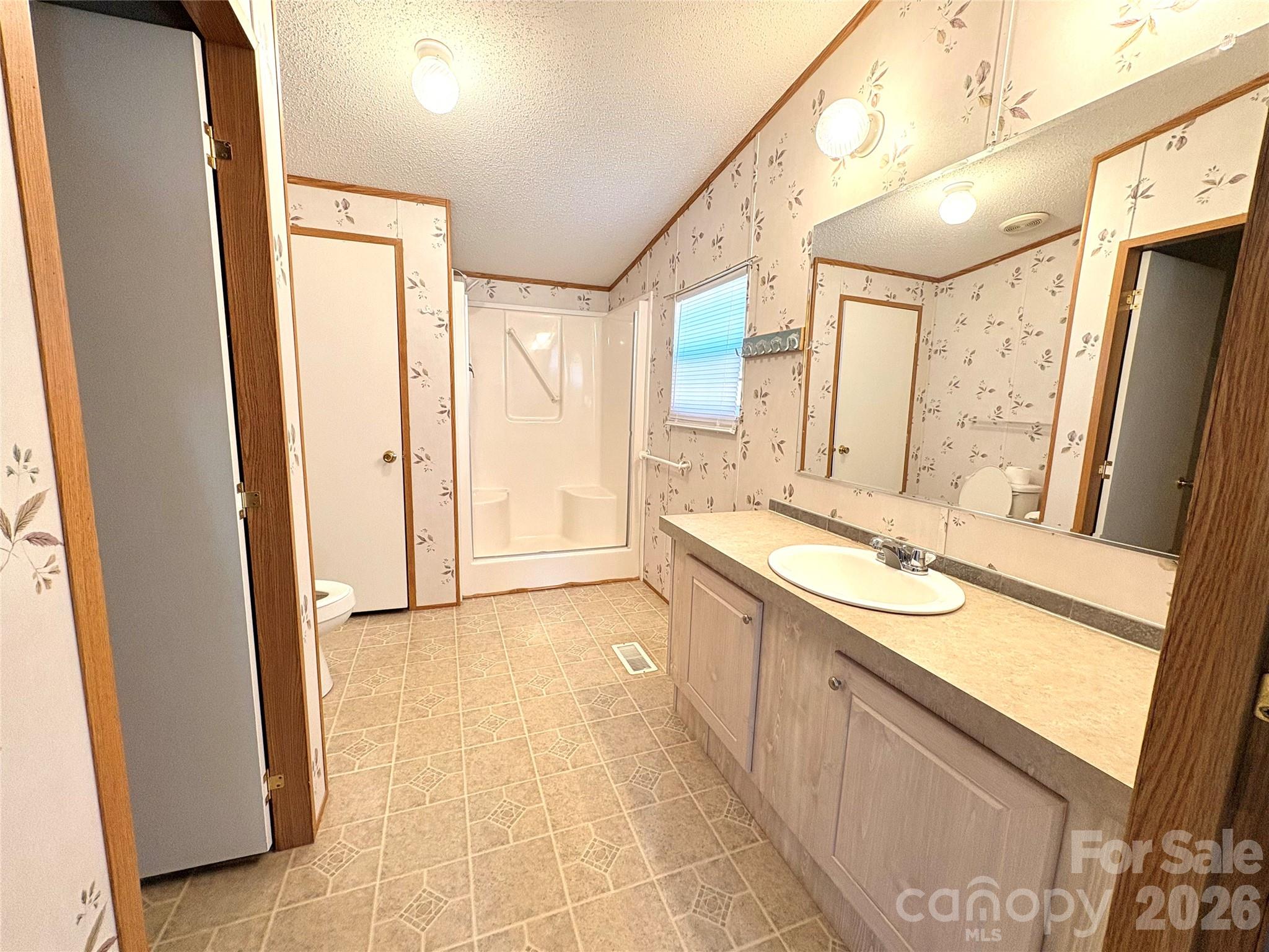 5422 Wrenn Drive Property Photo 11