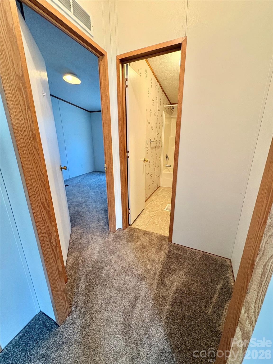 5422 Wrenn Drive Property Photo 15