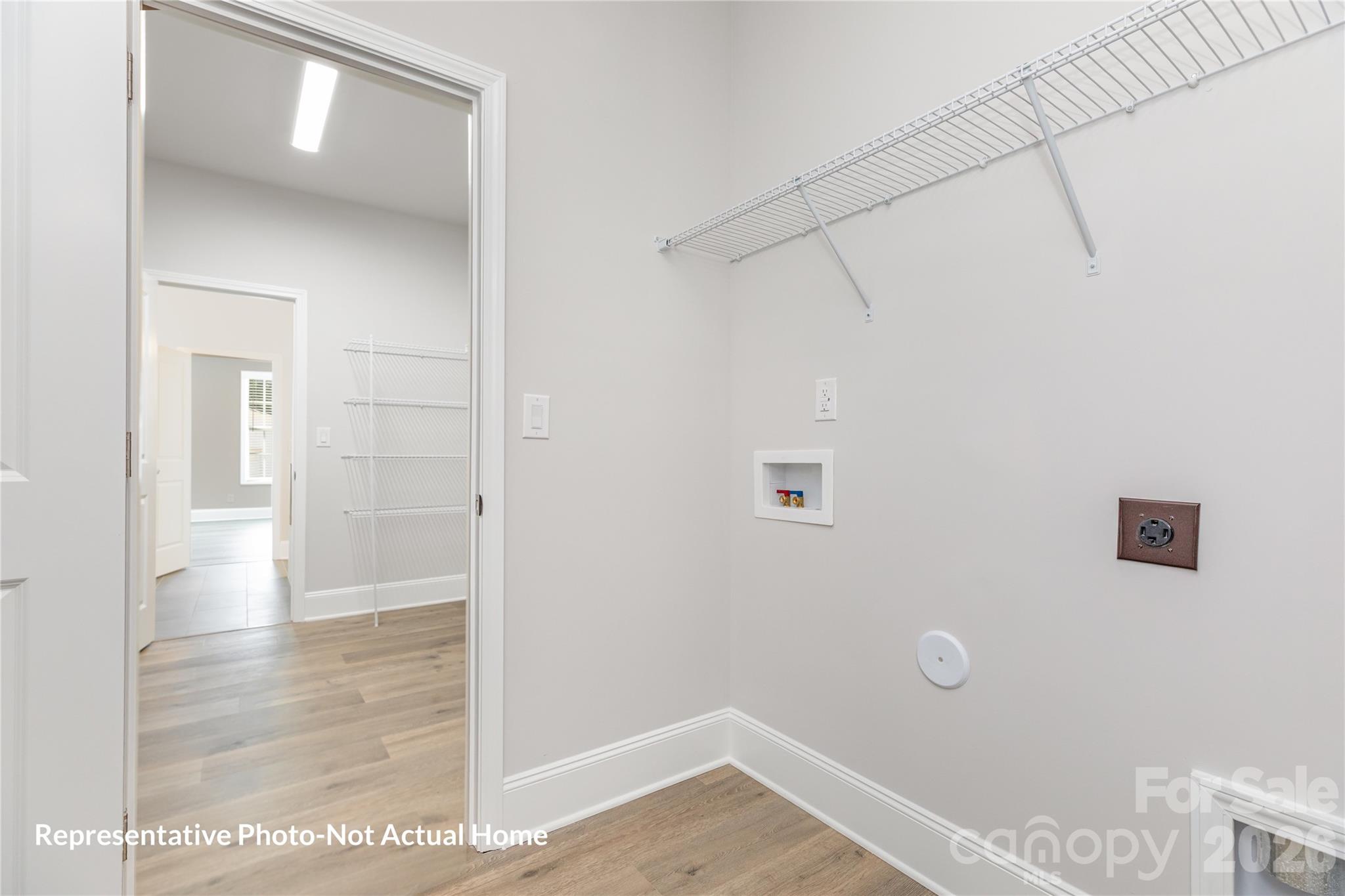 10233 Rainier Trail Drive Property Photo 24