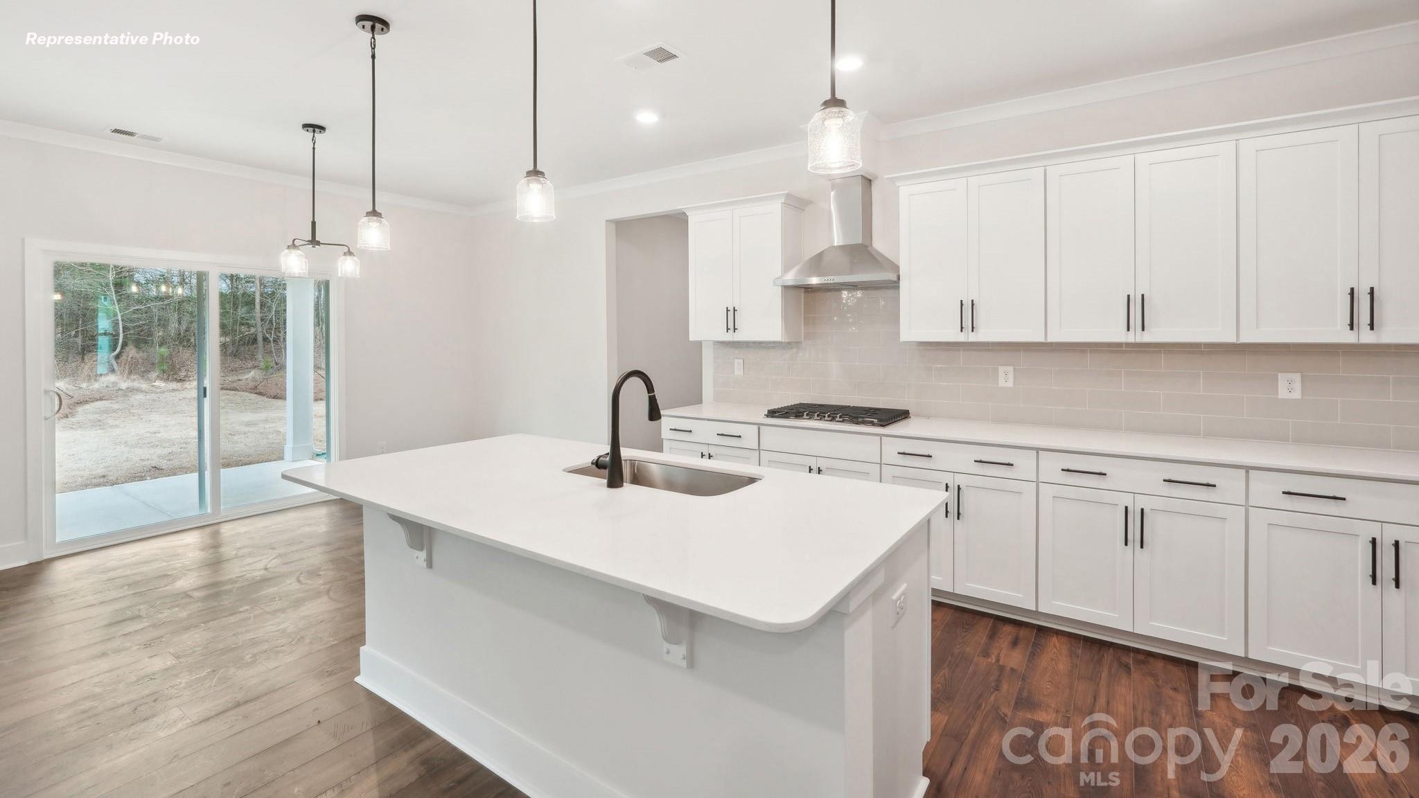 6038 Shady Terrace Lane Property Photo 11