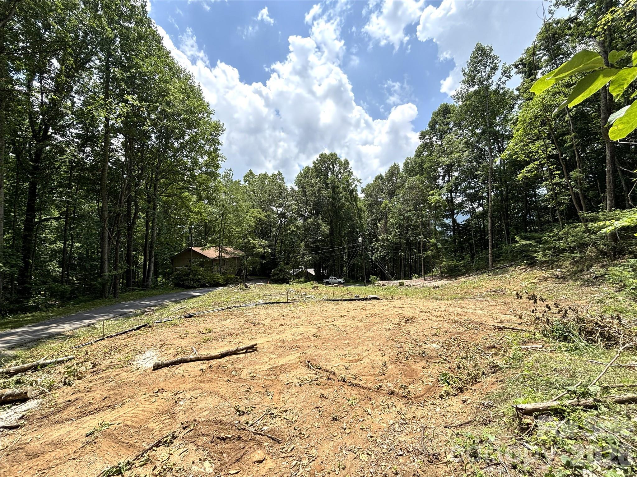 21 Club Crest Drive Property Photo 1