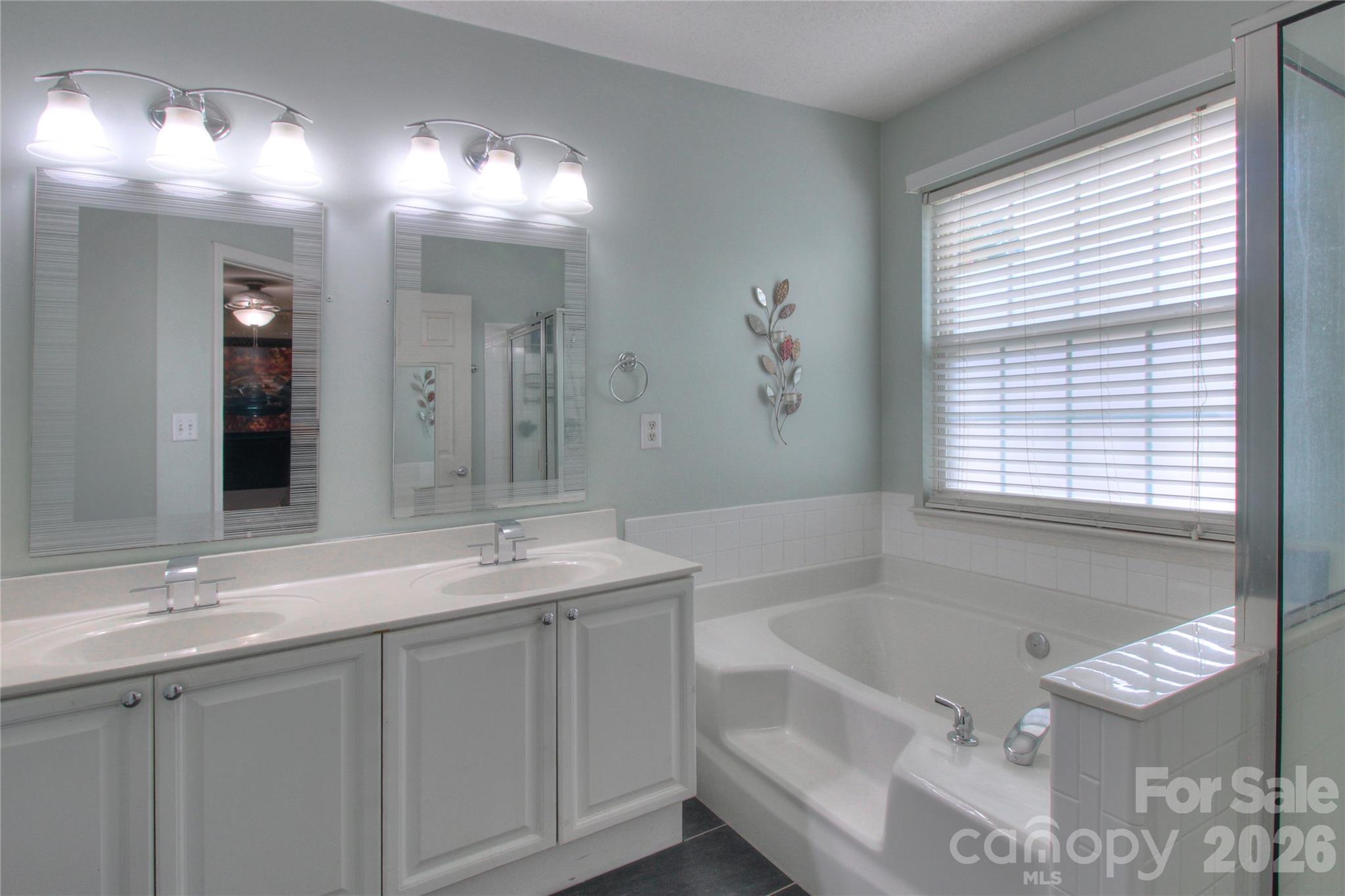 7800 Kingston Drive Property Photo 13