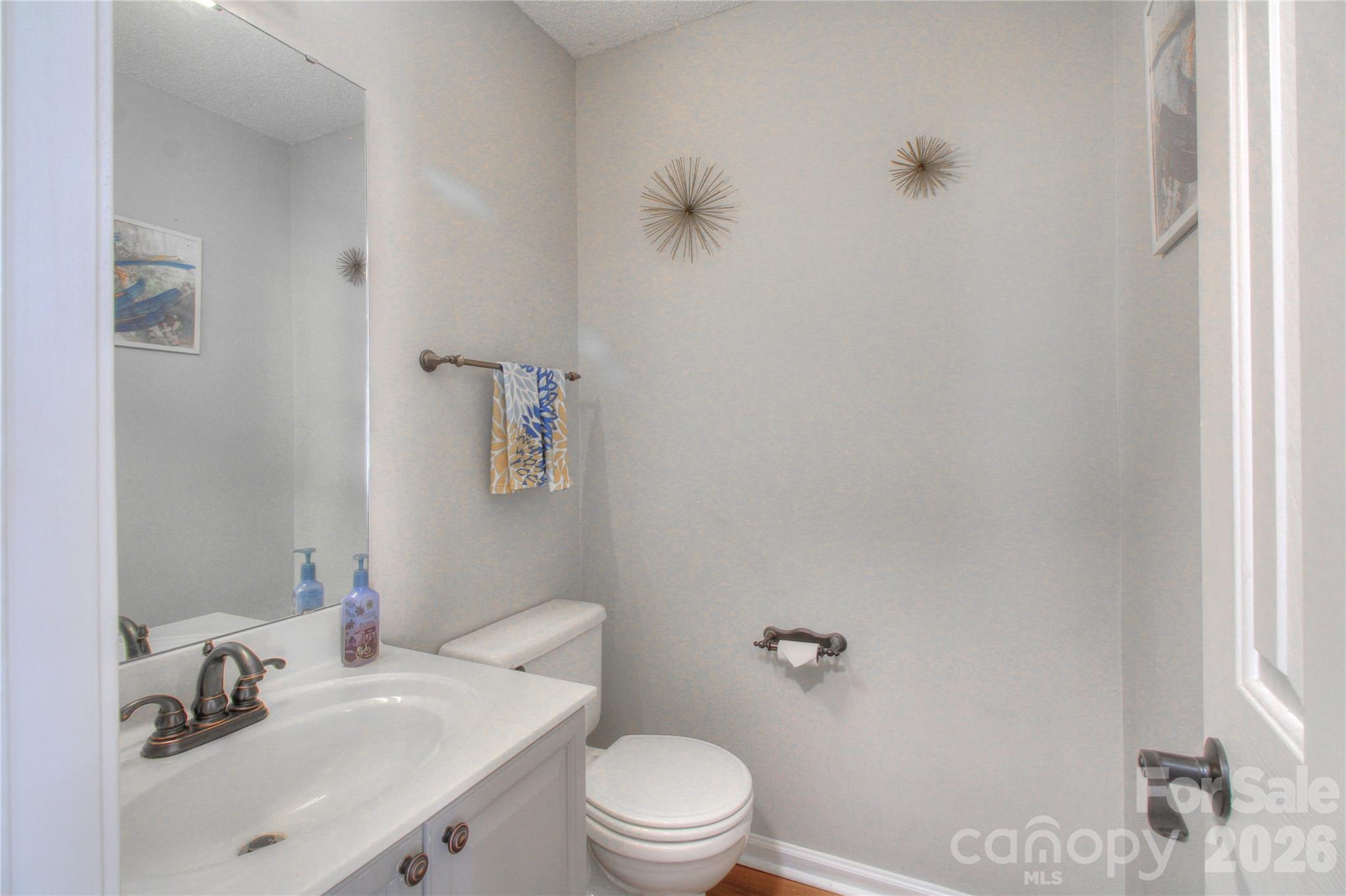 7800 Kingston Drive Property Photo 14