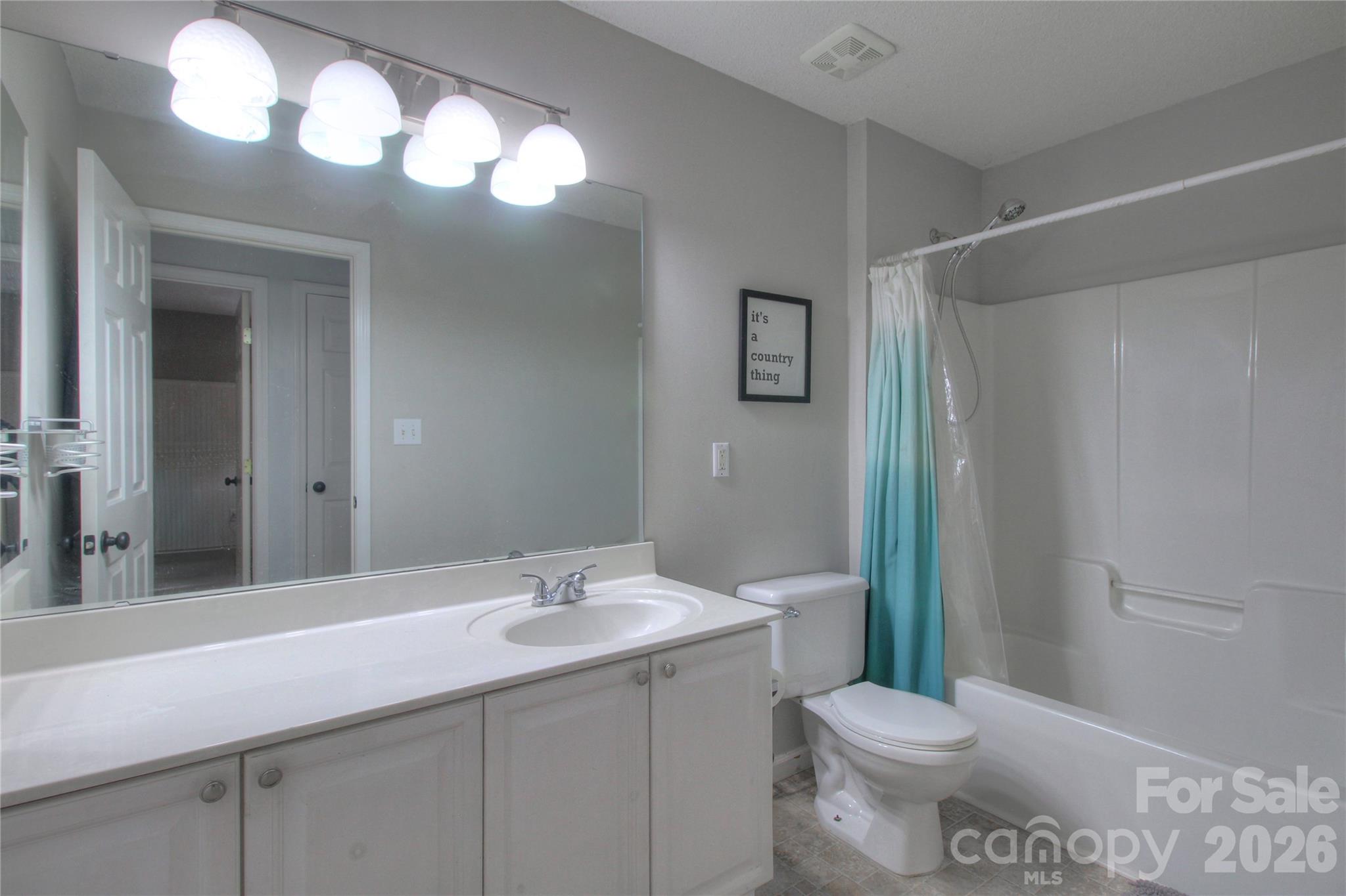 7800 Kingston Drive Property Photo 18