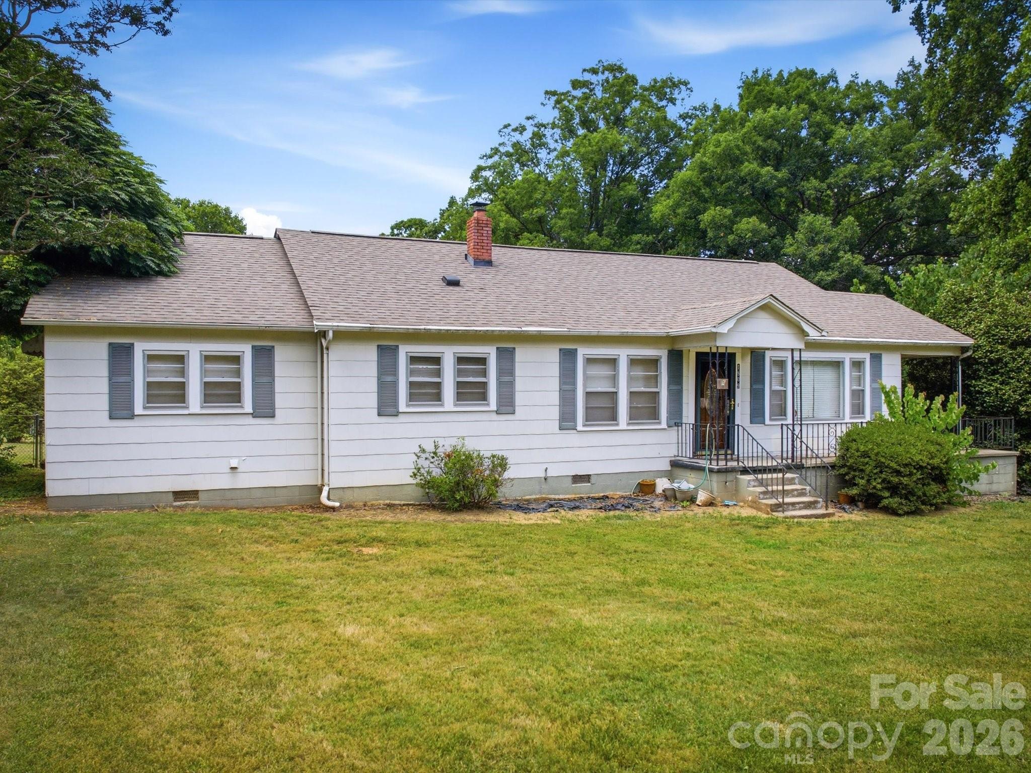 1809 Drexel Road Property Photo 1