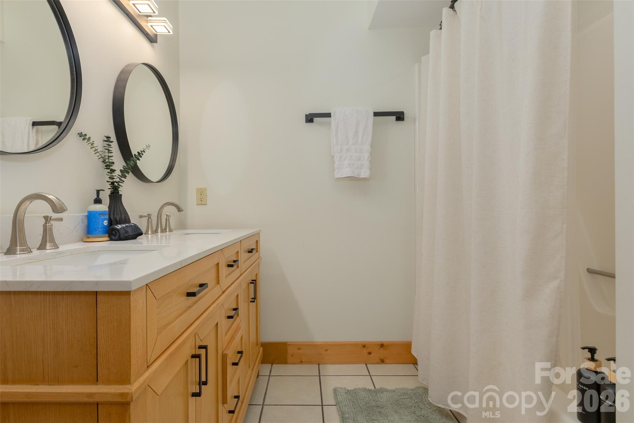 3182 El Miner Drive Property Photo 44