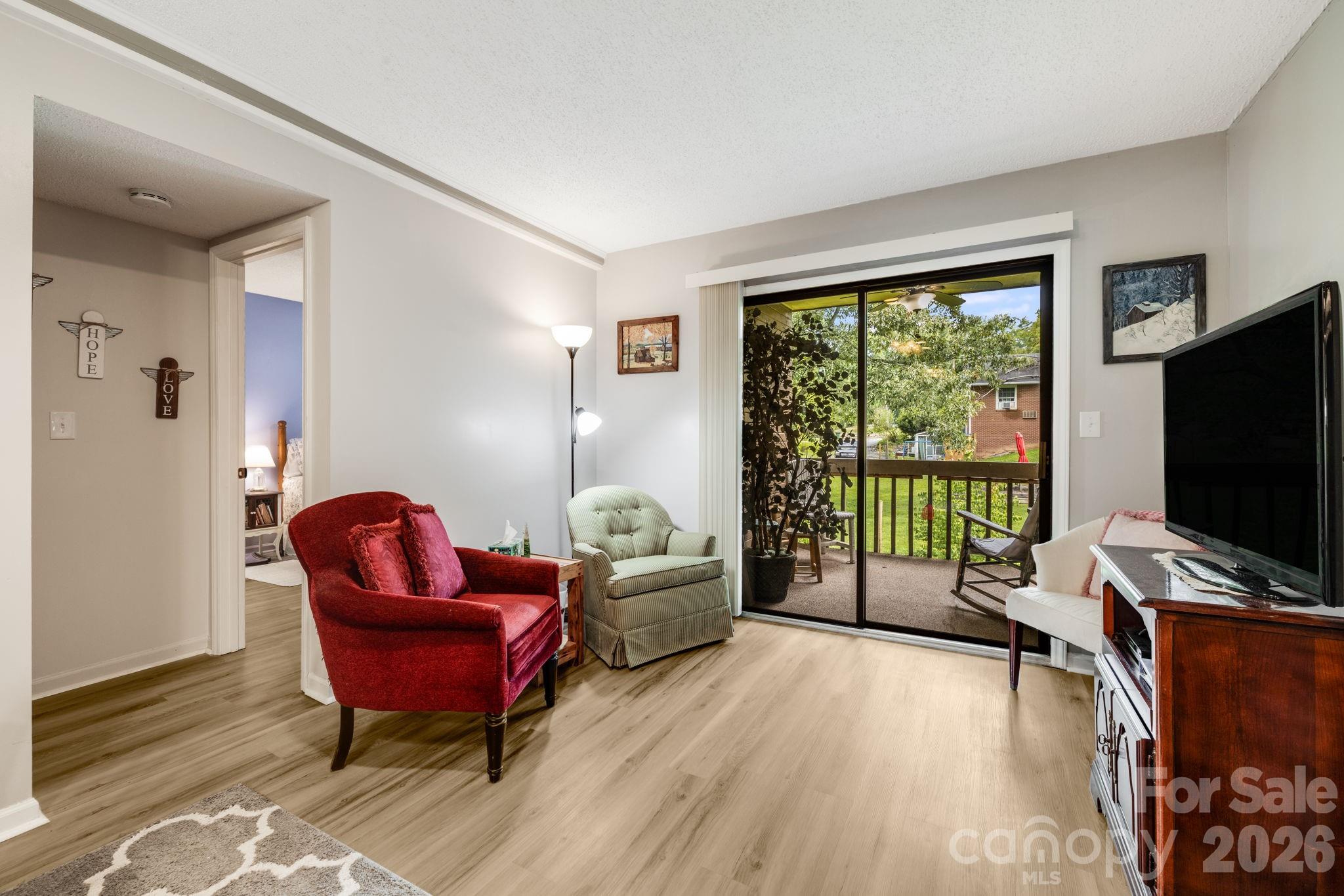1325 4th Avenue C Property Photo 8