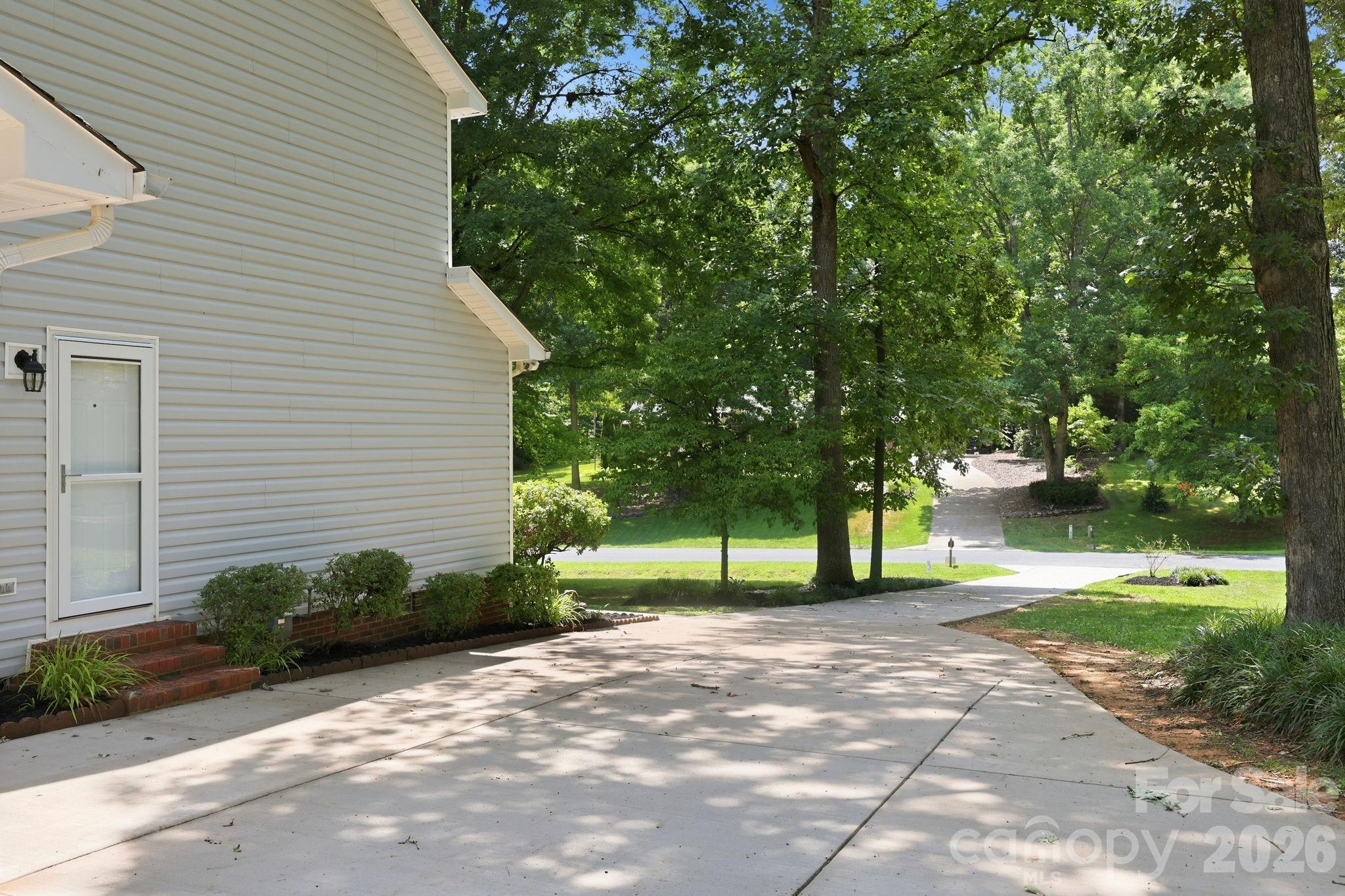 630 Timberlane Trail 121 Property Photo 5