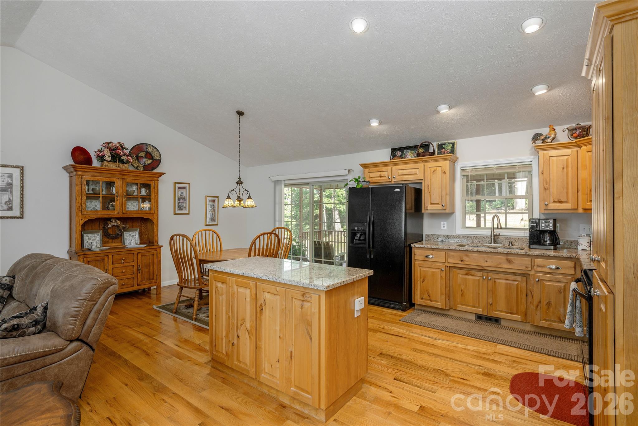 59 Smalltown Trail Property Photo 5