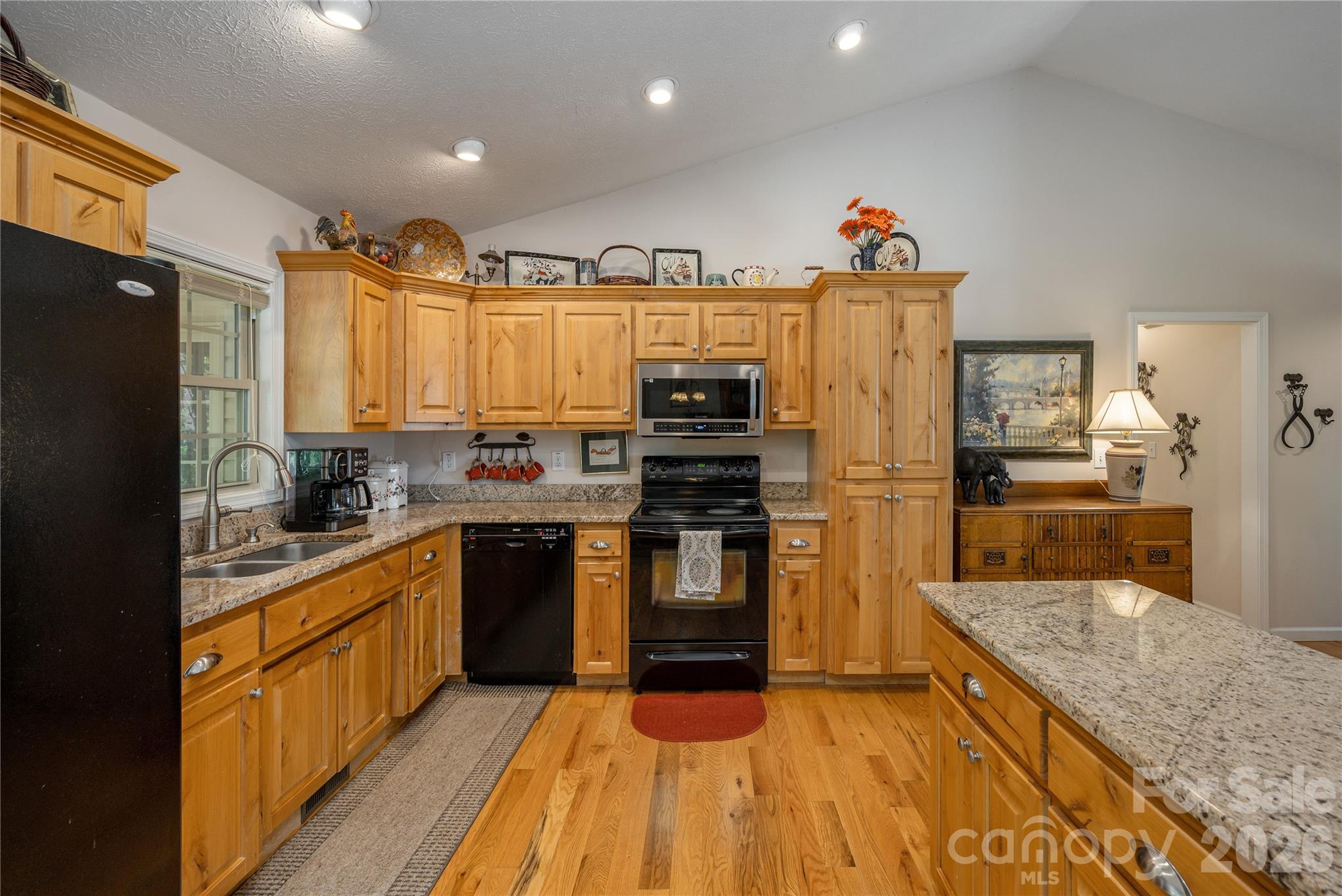 59 Smalltown Trail Property Photo 8