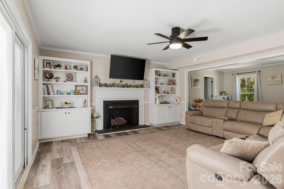1171 37th Avenue Drive Property Photo 6