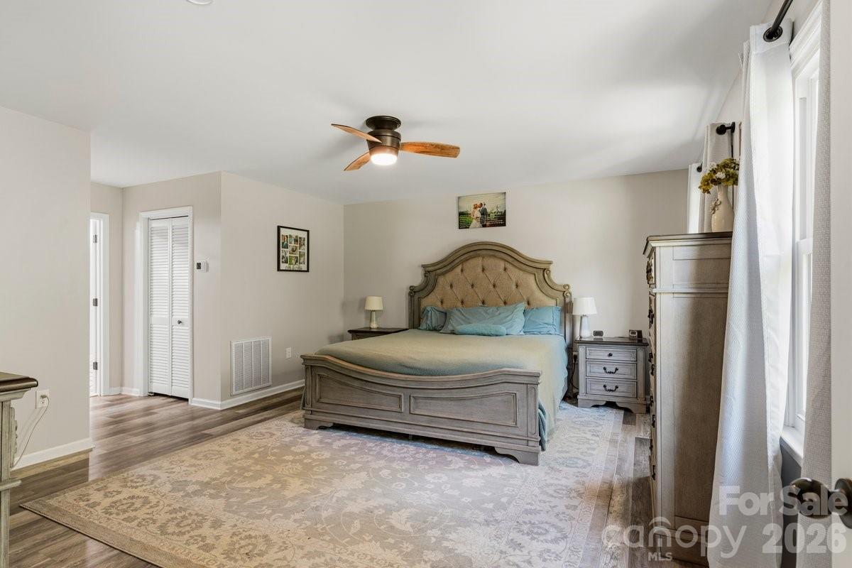 1171 37th Avenue Drive Property Photo 9