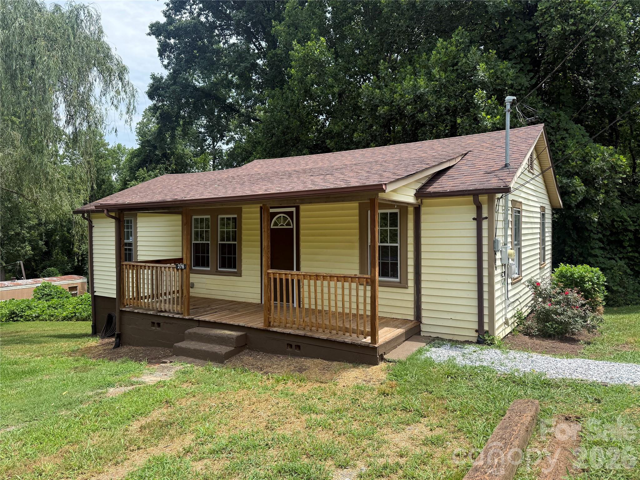 276 Kathy Street Property Photo 1