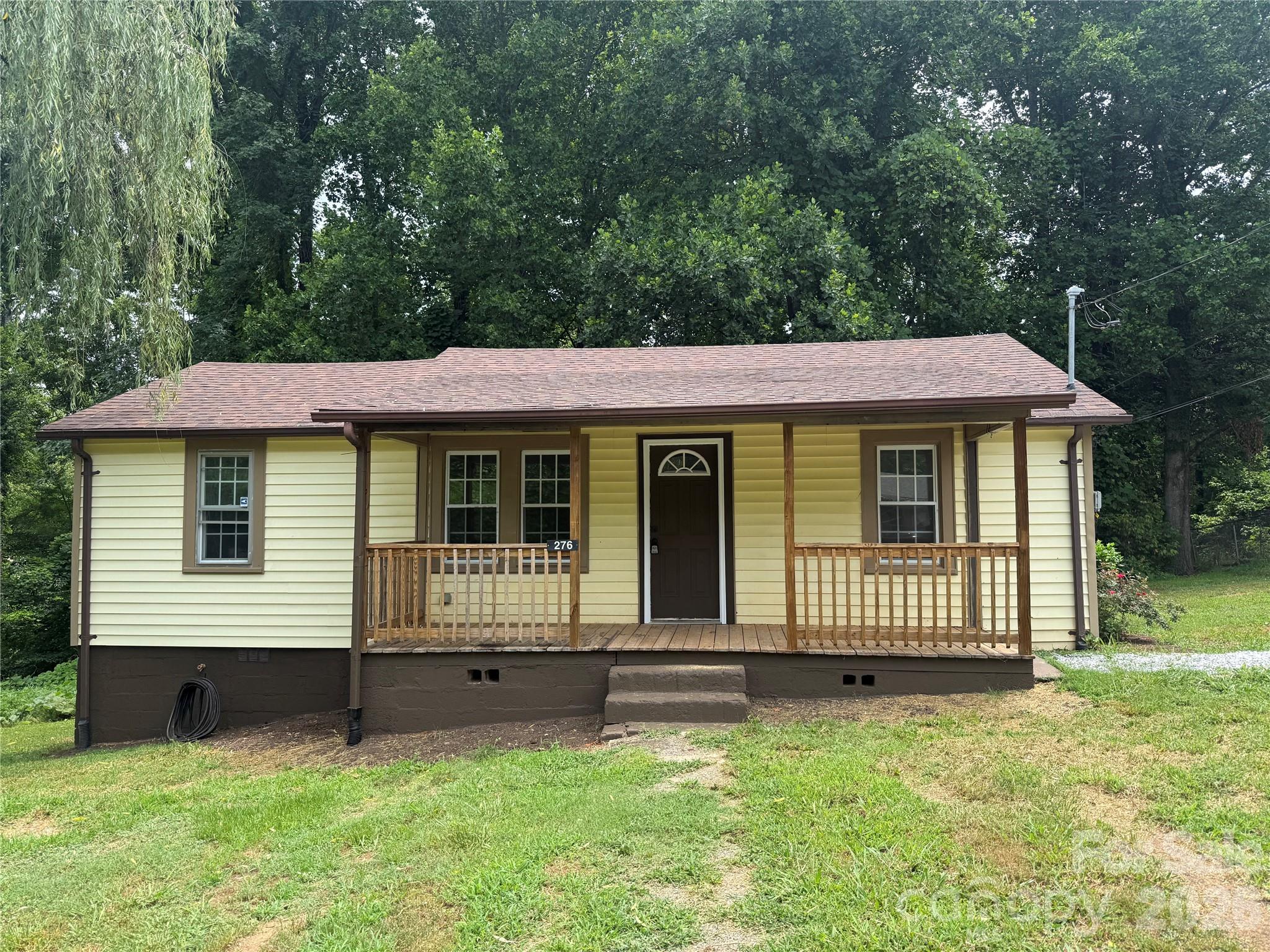 276 Kathy Street Property Photo 2