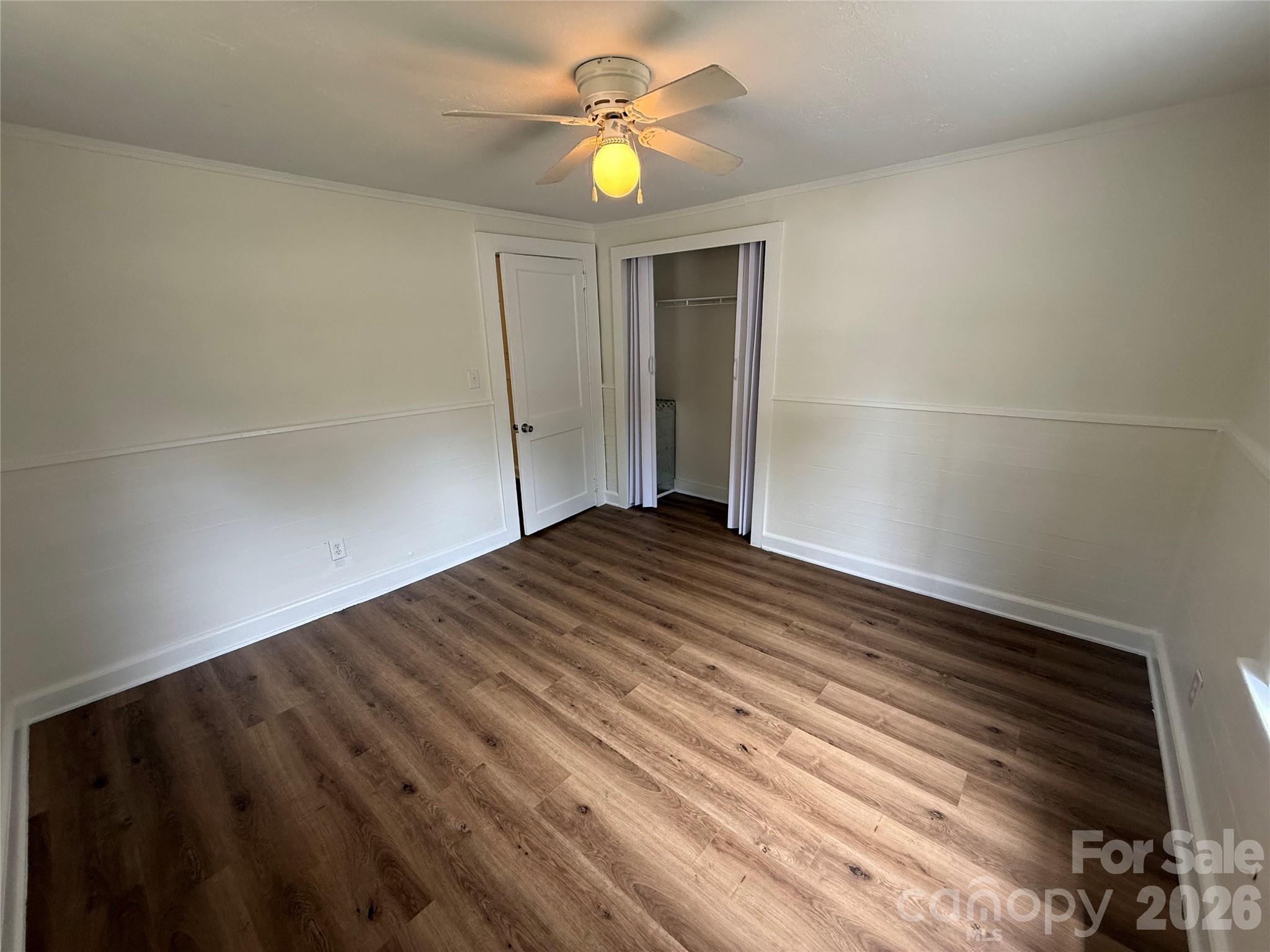 276 Kathy Street Property Photo 8