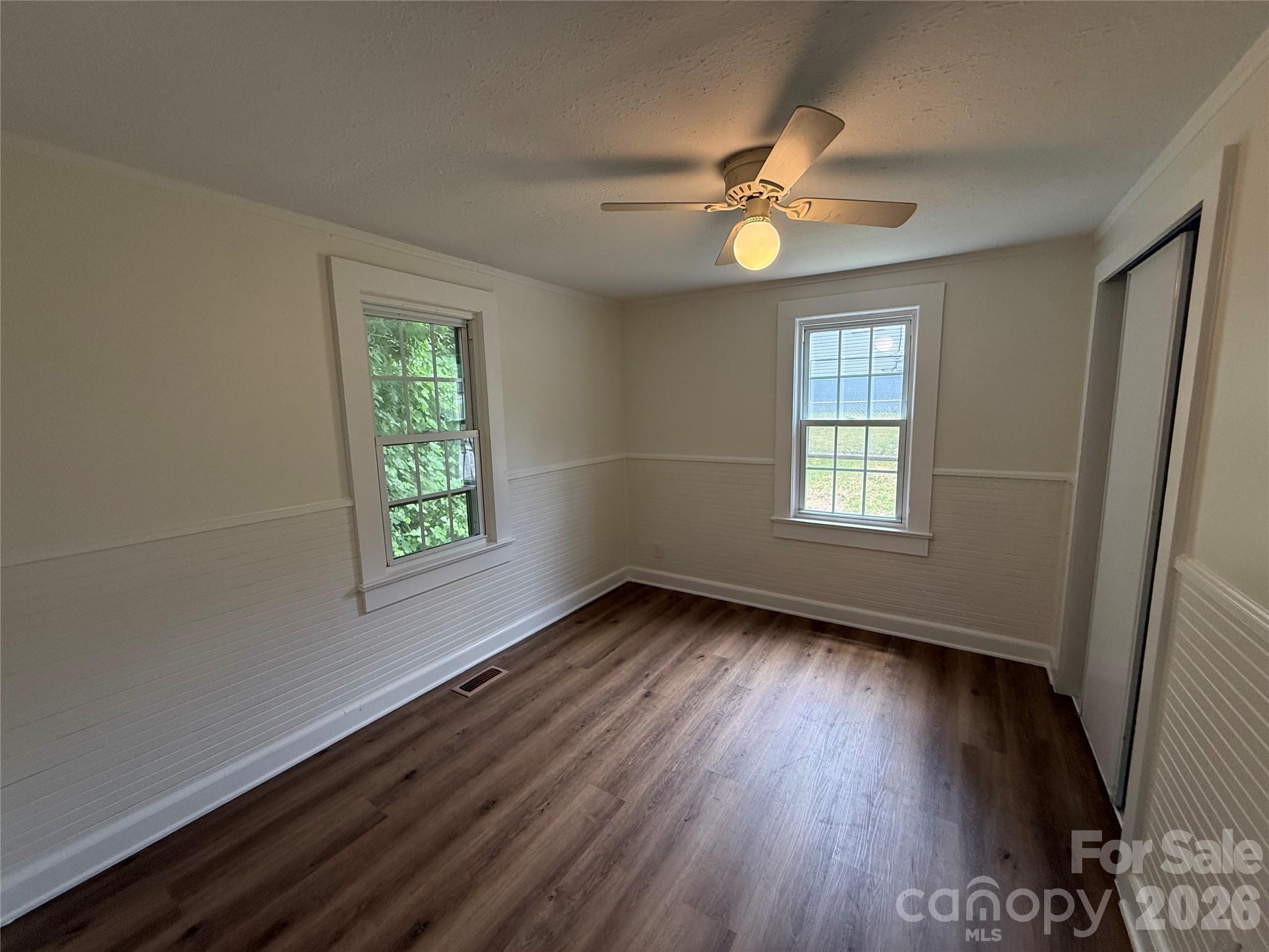 276 Kathy Street Property Photo 12