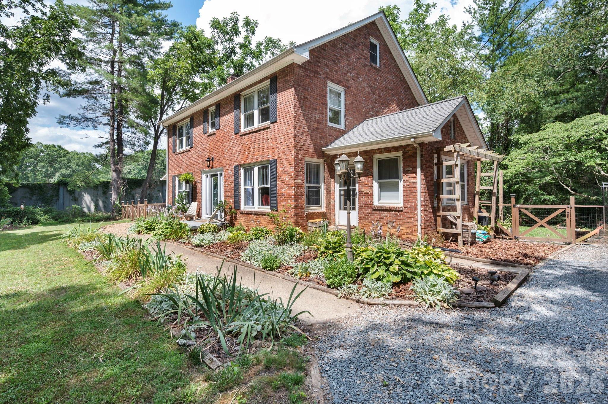 29 Chance Cove Lane Property Photo 1