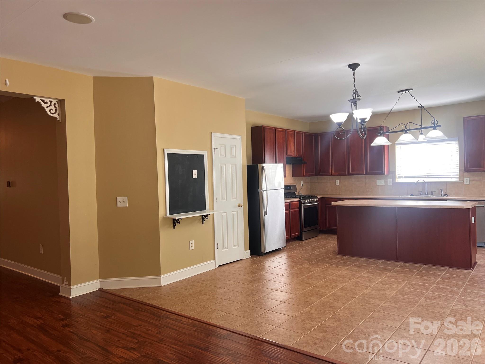 327 Annaberg Lane Property Photo 3