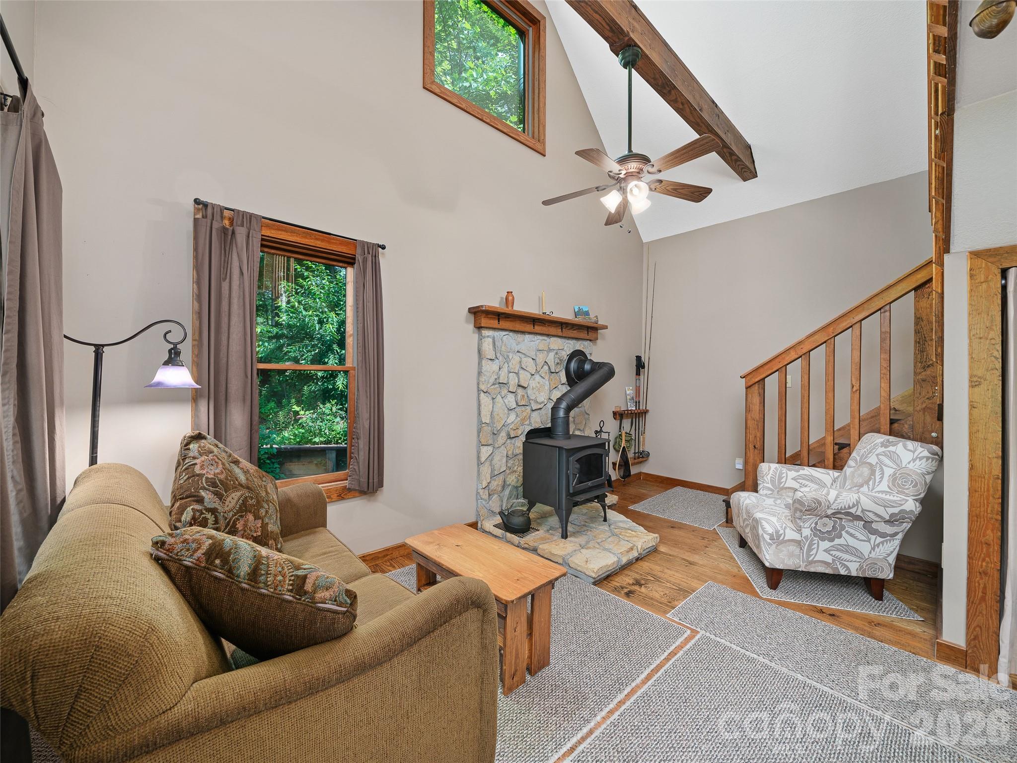 262 Little Pond Drive Property Photo 5