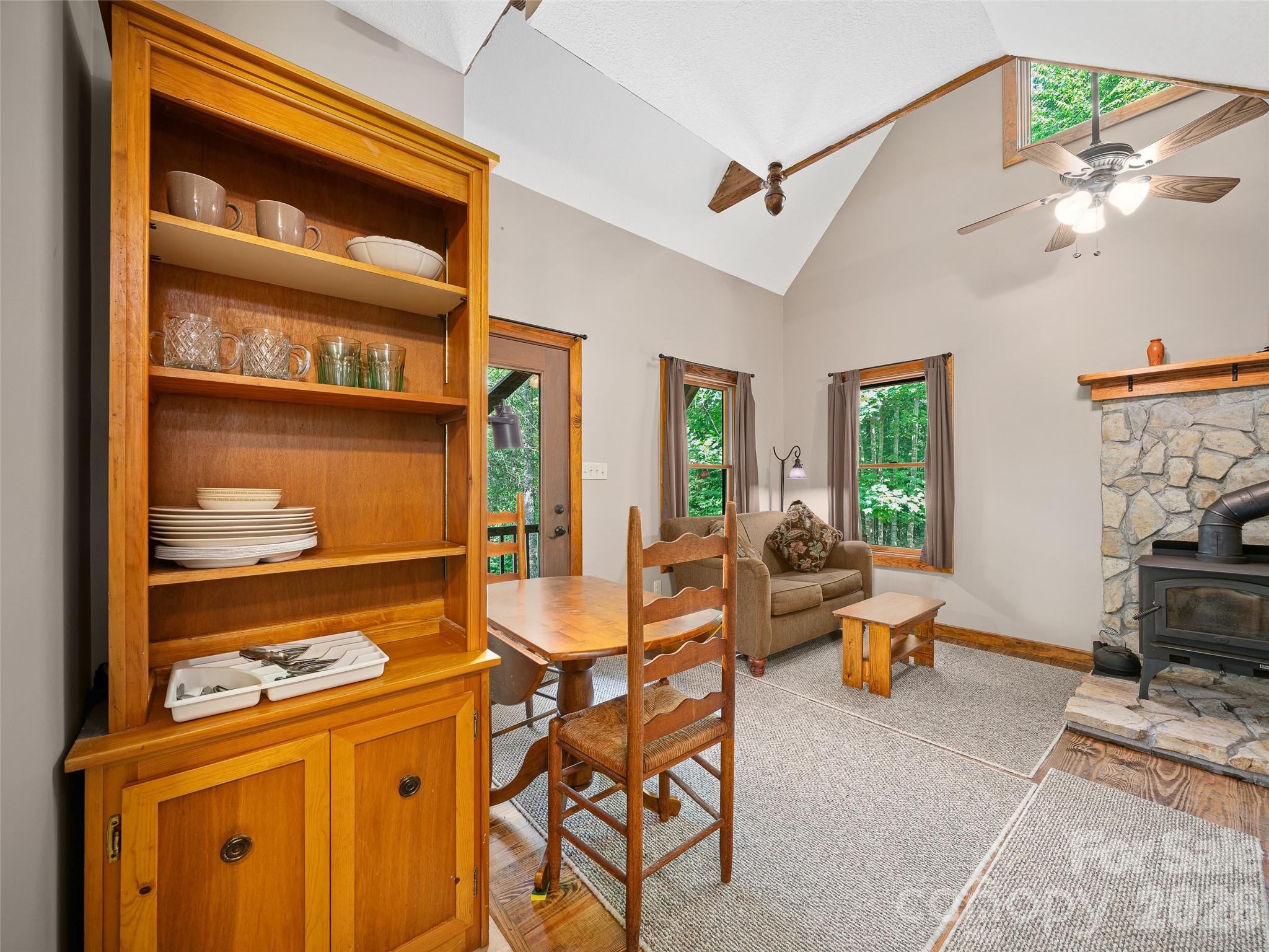 262 Little Pond Drive Property Photo 8