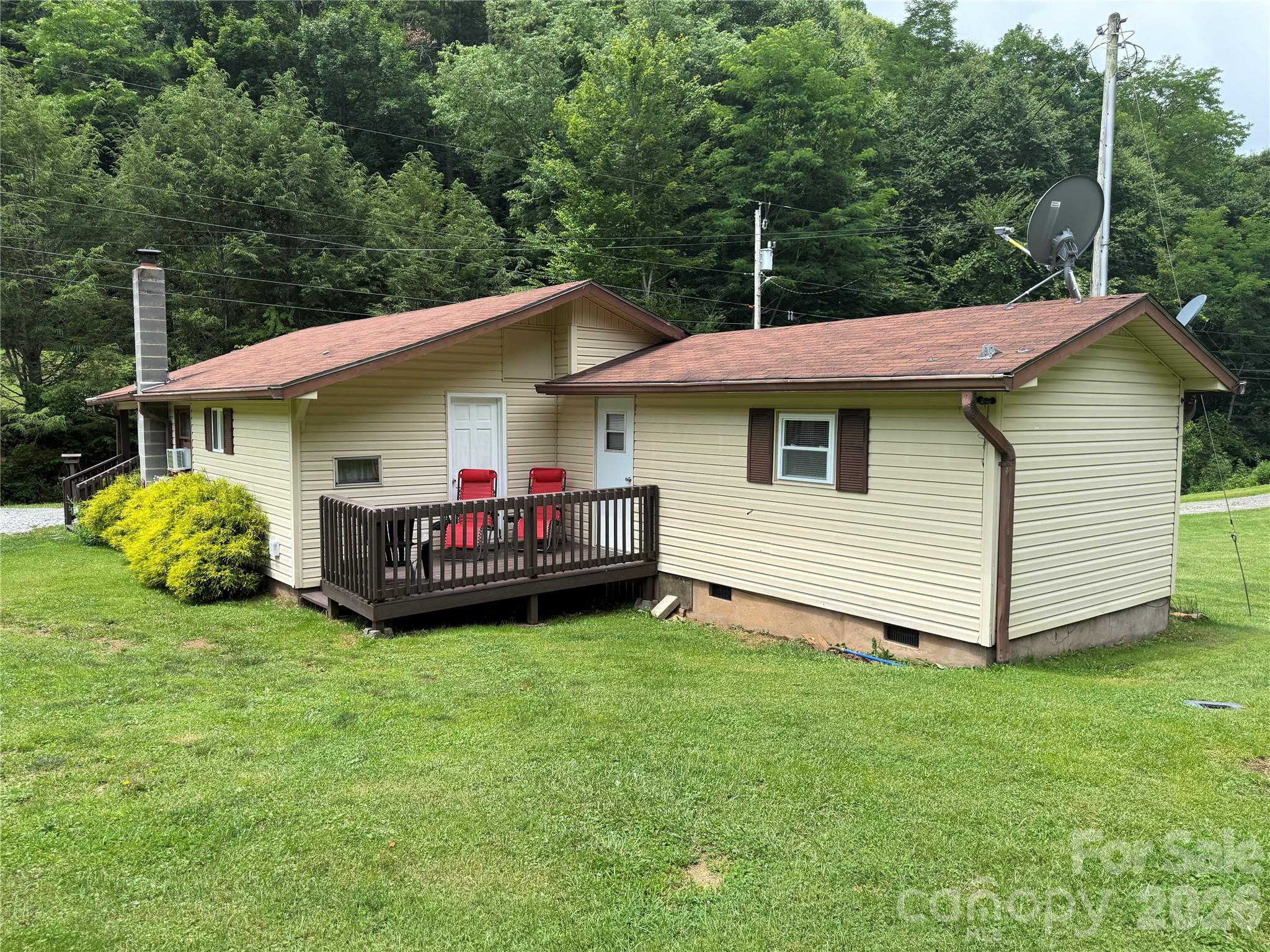 4126 & 4128 Pumpkintown Road Property Photo 2