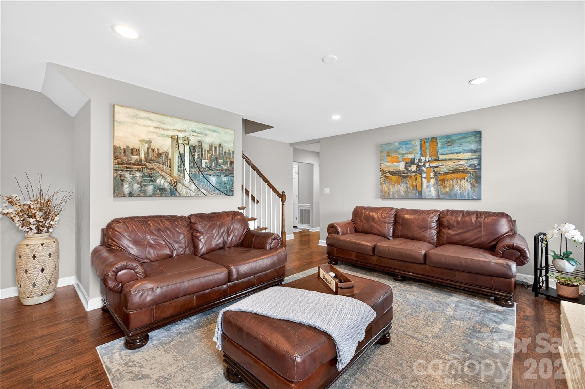 3231 Windrow Lane Property Photo 18
