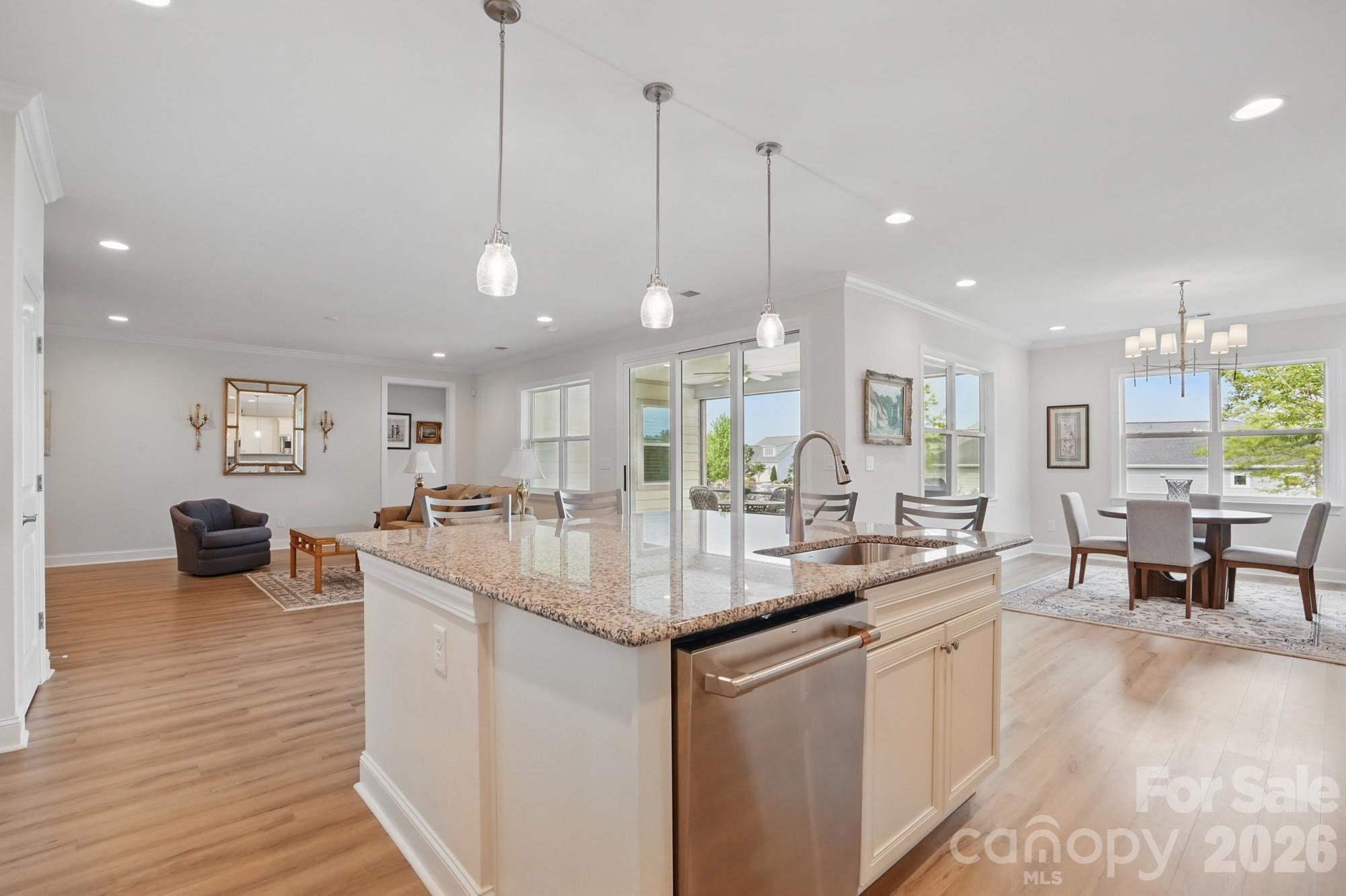 5247 Looking Glass Trail Property Photo 9