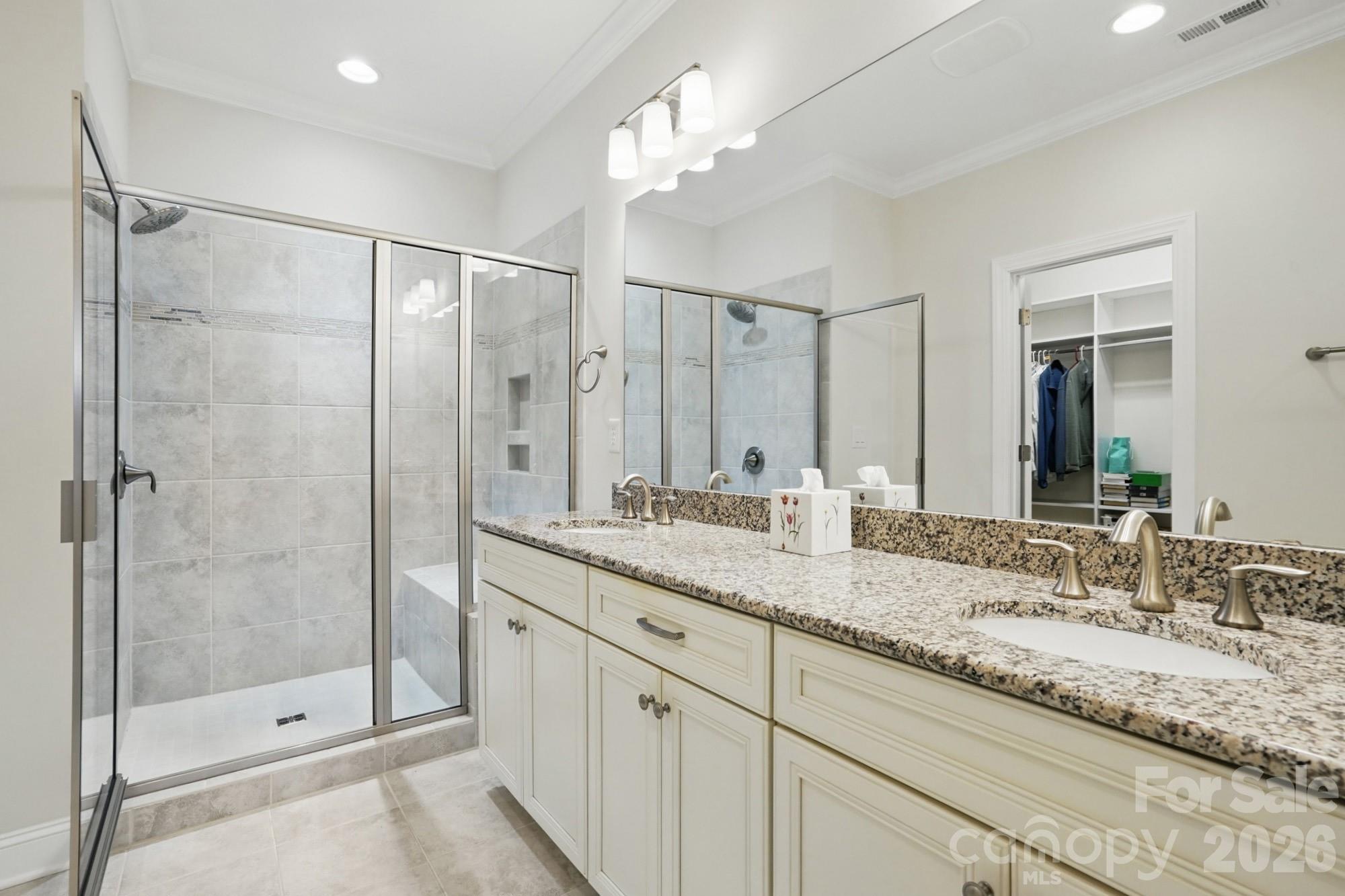 5247 Looking Glass Trail Property Photo 15