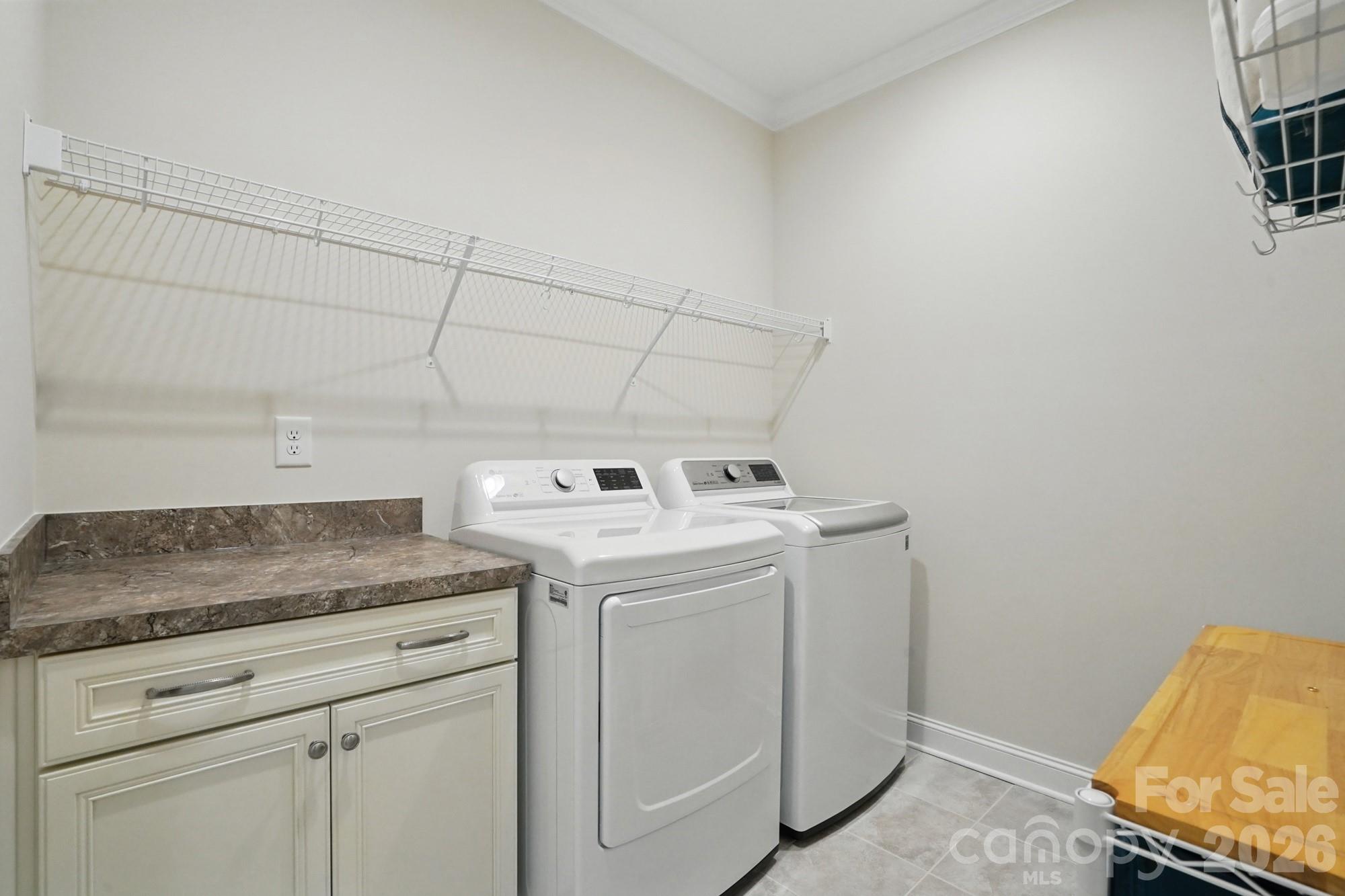 5247 Looking Glass Trail Property Photo 24