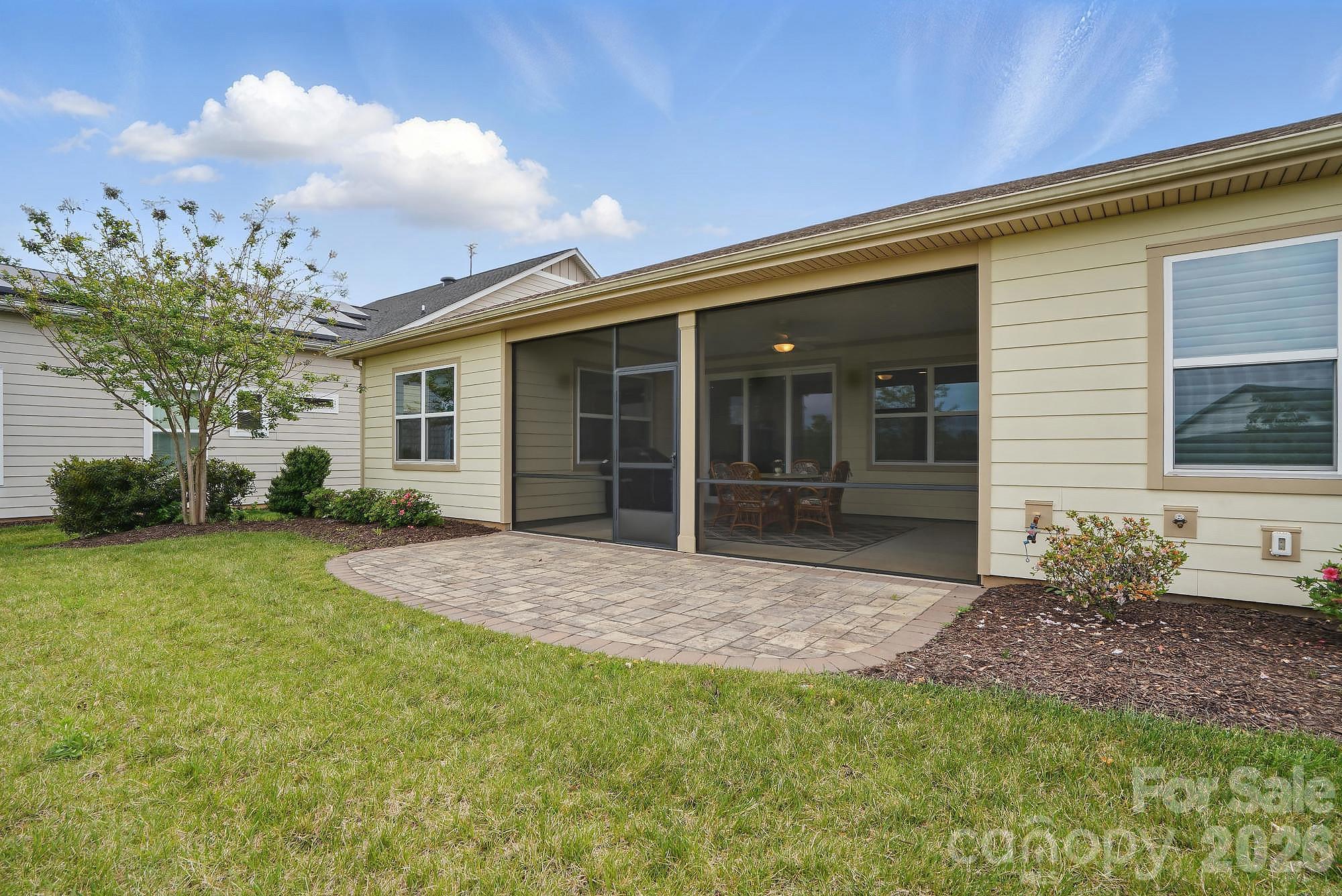 5247 Looking Glass Trail Property Photo 30