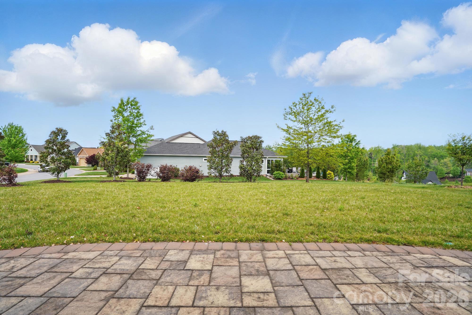 5247 Looking Glass Trail Property Photo 31