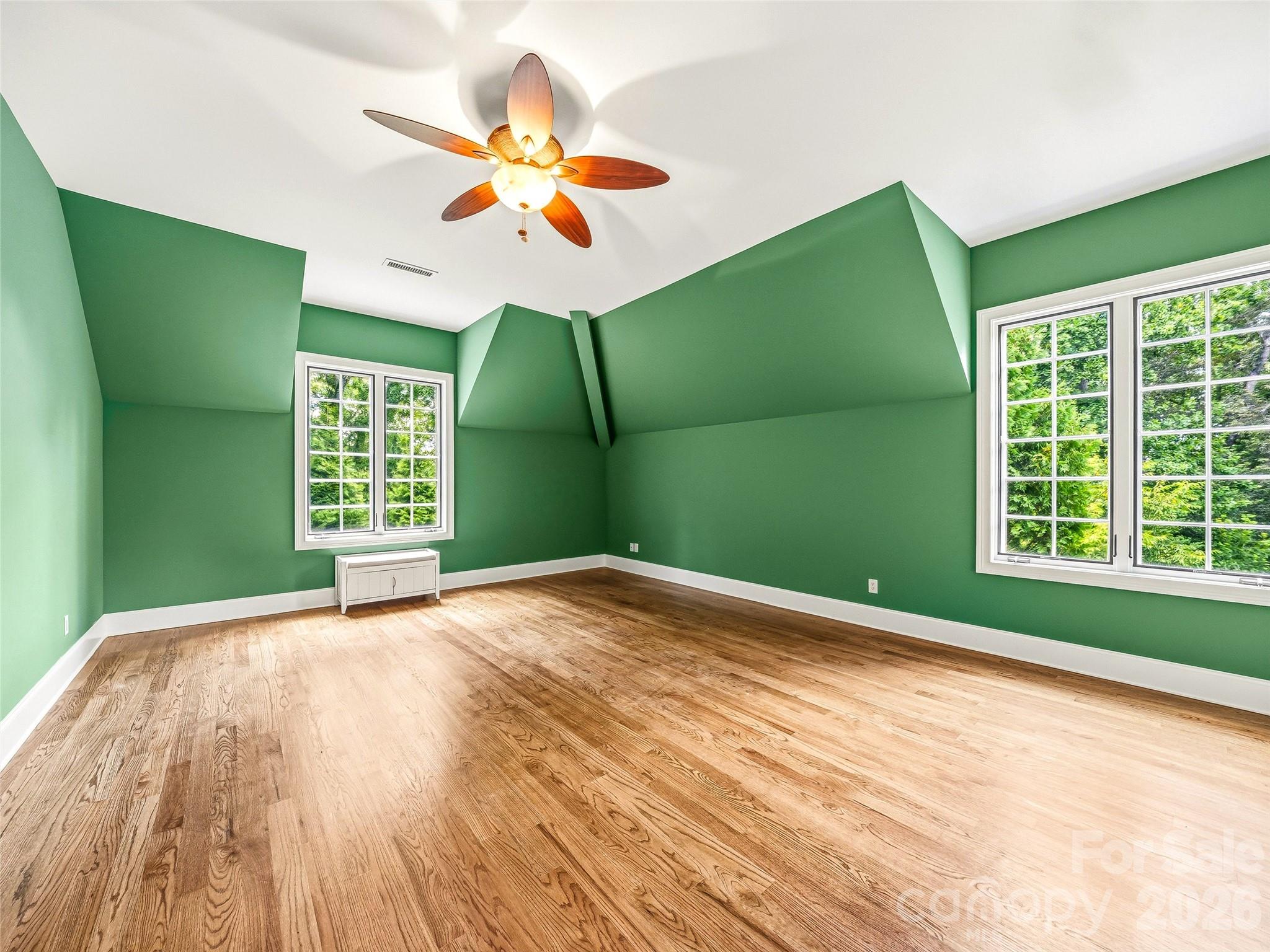 150 Rainbow View Drive Property Photo 42