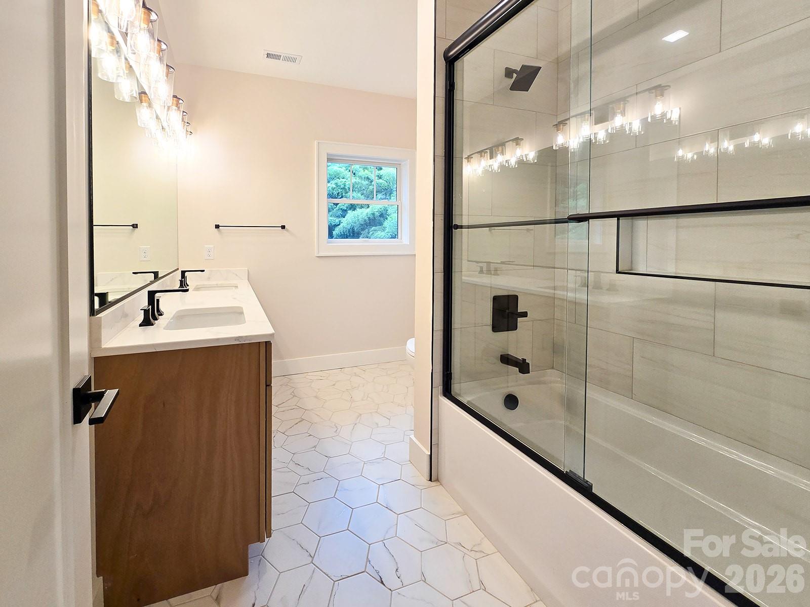 505 S Oconeechee Avenue Property Photo 33