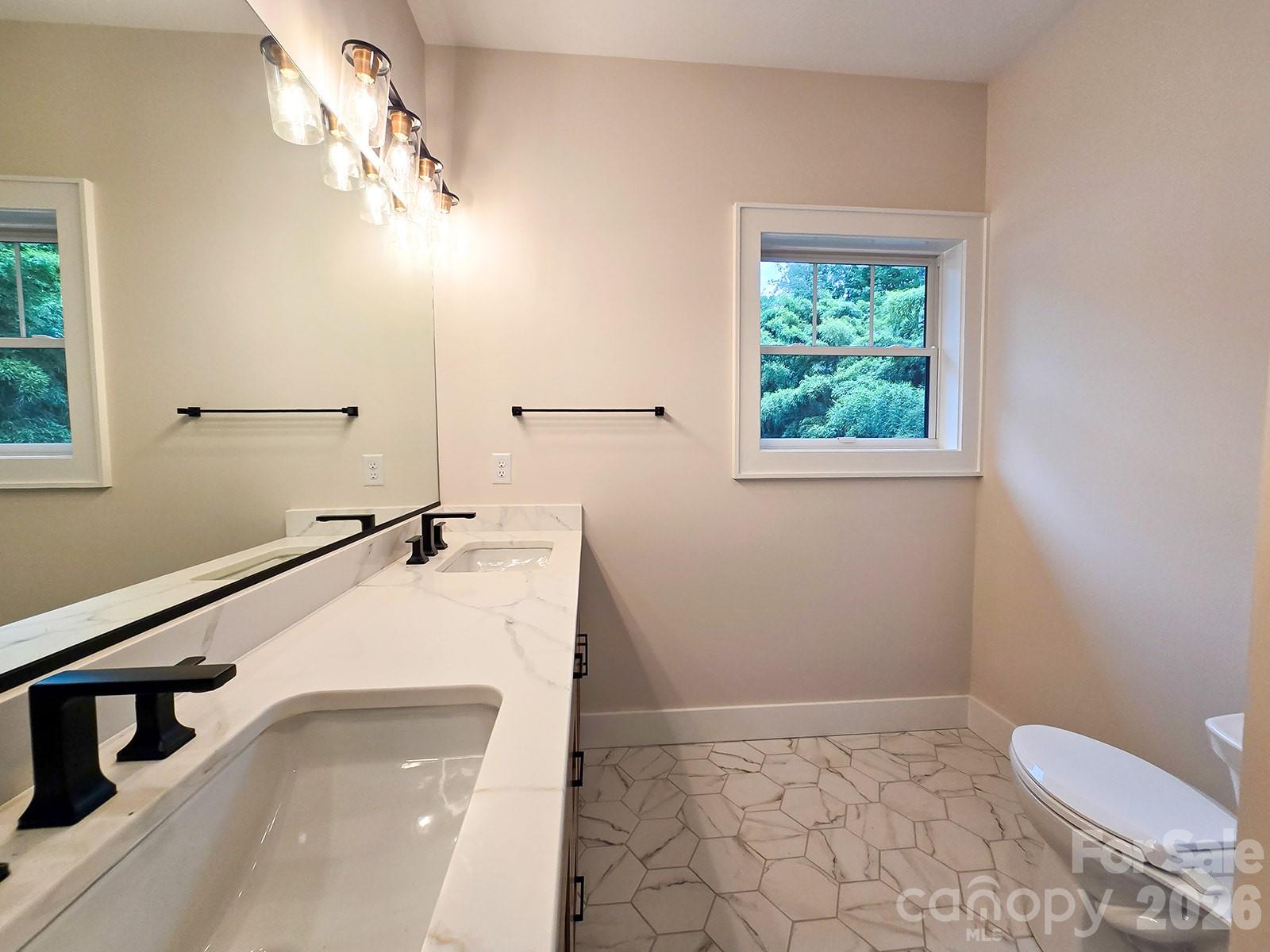505 S Oconeechee Avenue Property Photo 35