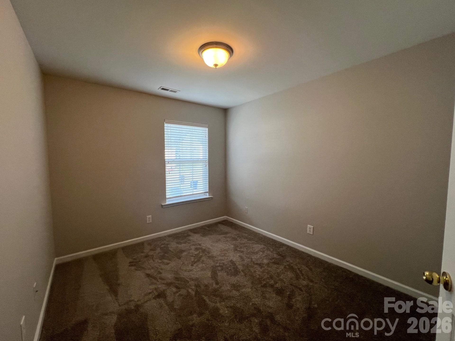 18429 Streamline Court Property Photo 15