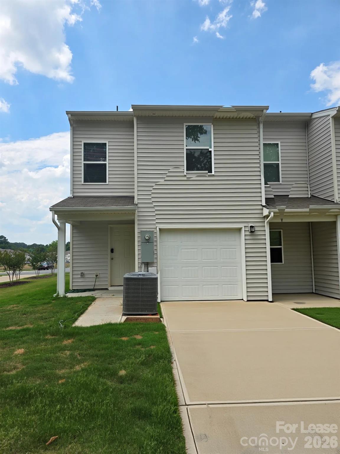 2226 Cranberry Way Property Photo 8
