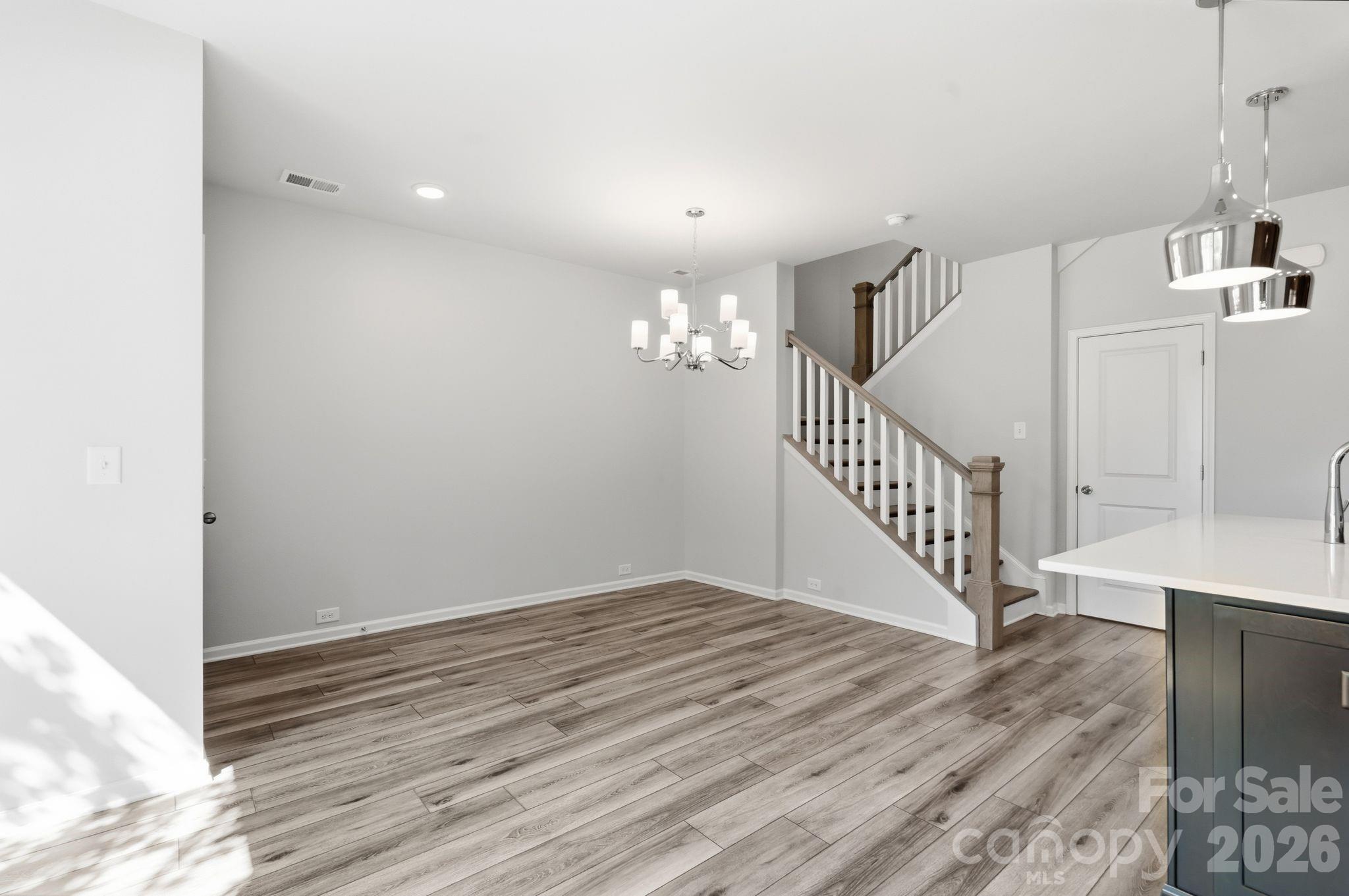 1450 Winding Stream Road Property Photo 11
