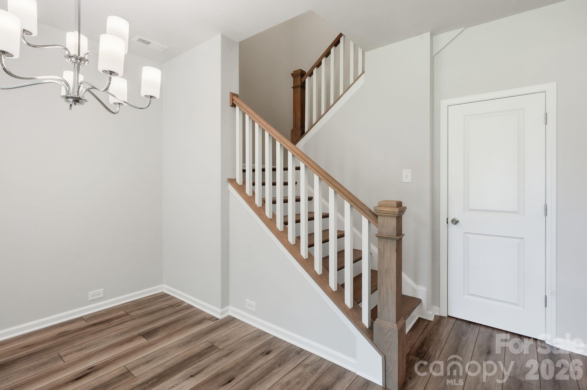 1450 Winding Stream Road Property Photo 13