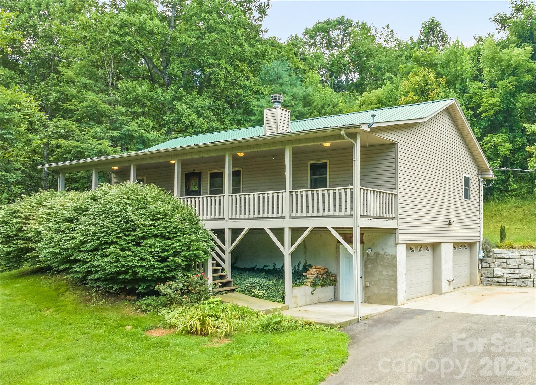 89 Cypress Lane Property Photo 1