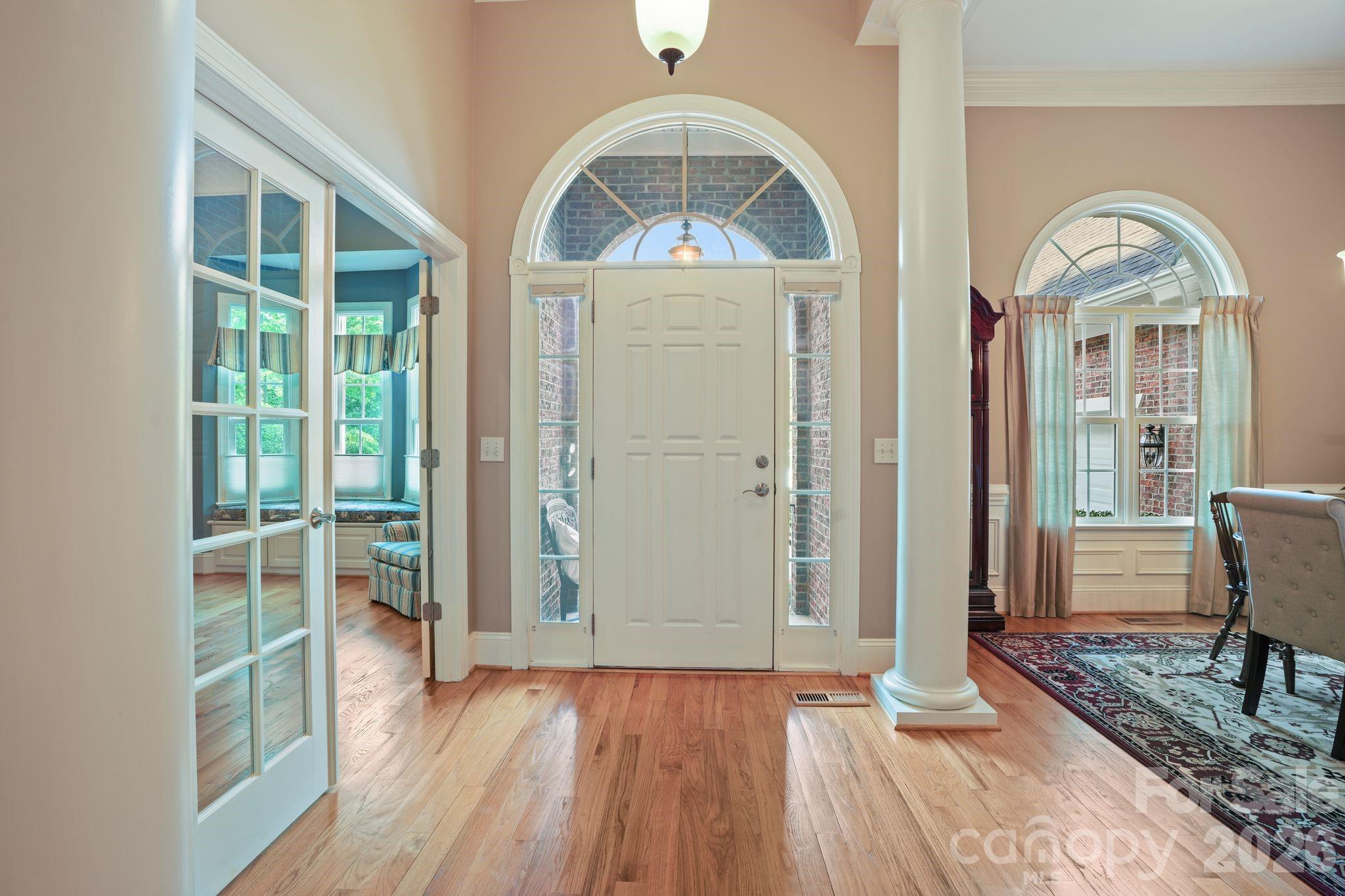 4325 Artesian Cove Court Property Photo 6