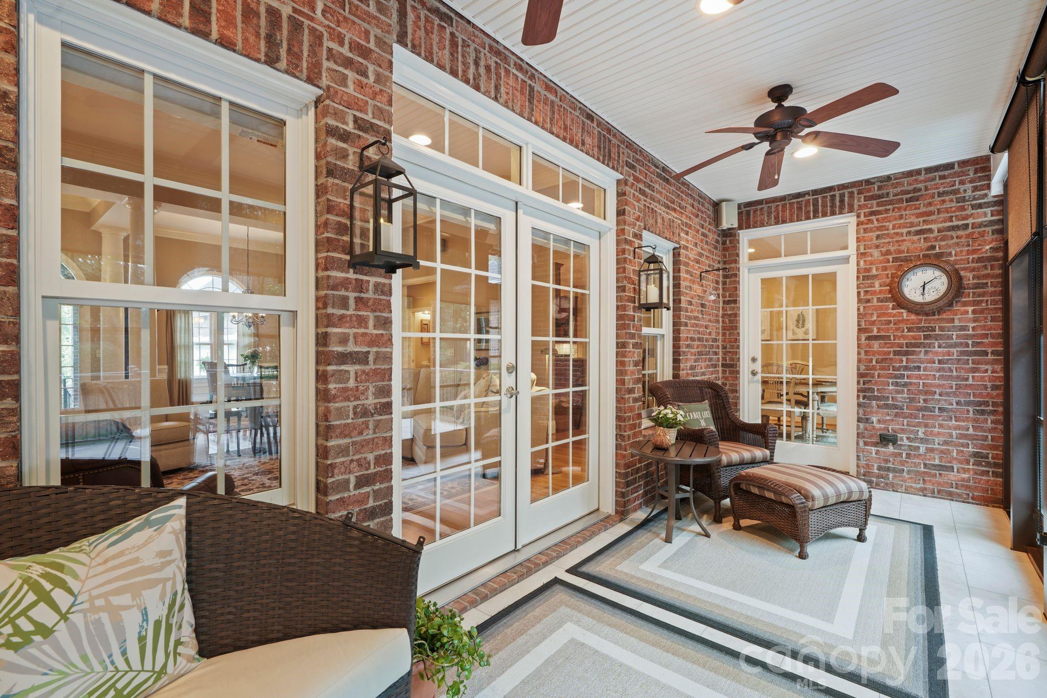4325 Artesian Cove Court Property Photo 38