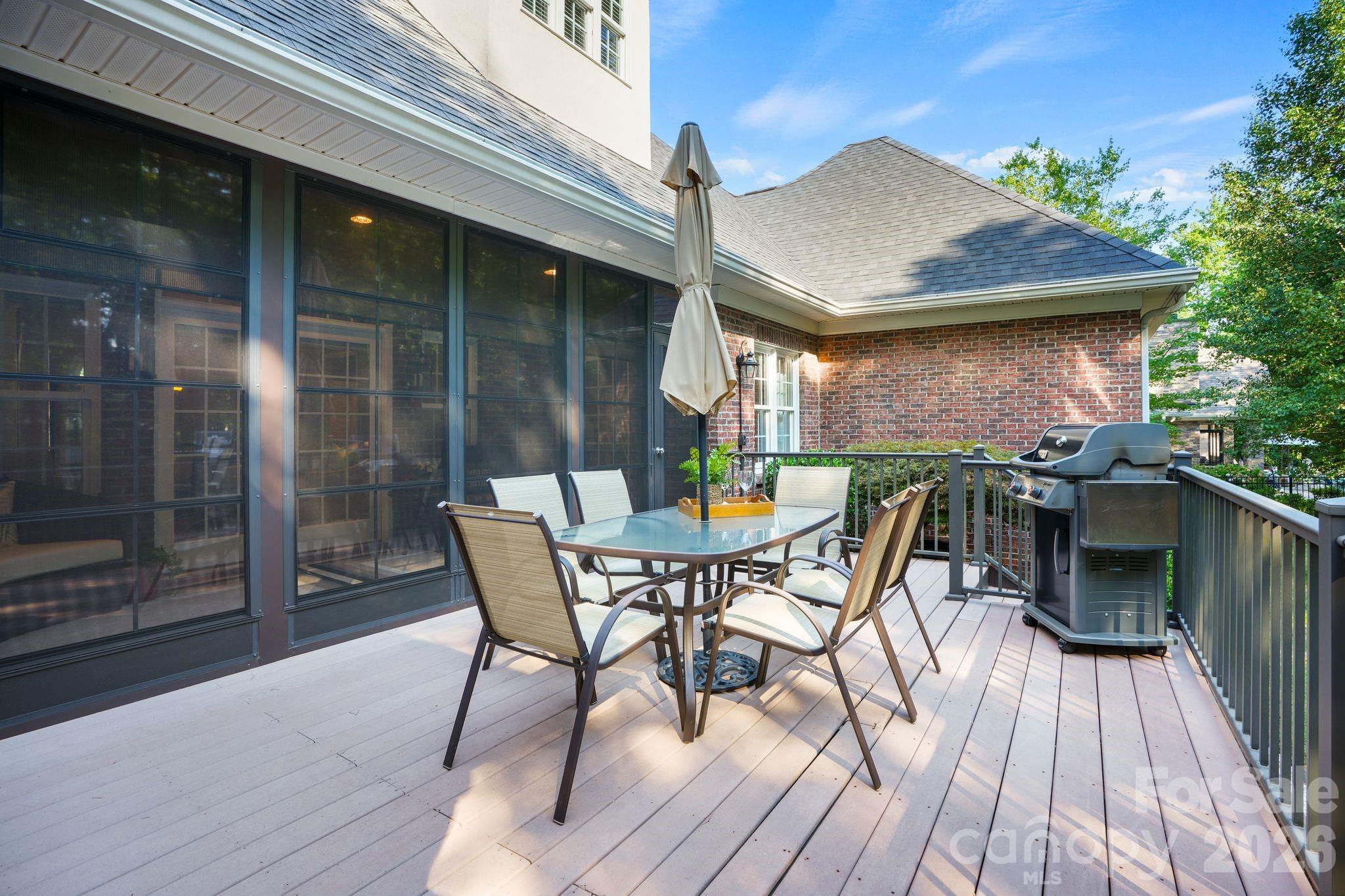 4325 Artesian Cove Court Property Photo 41