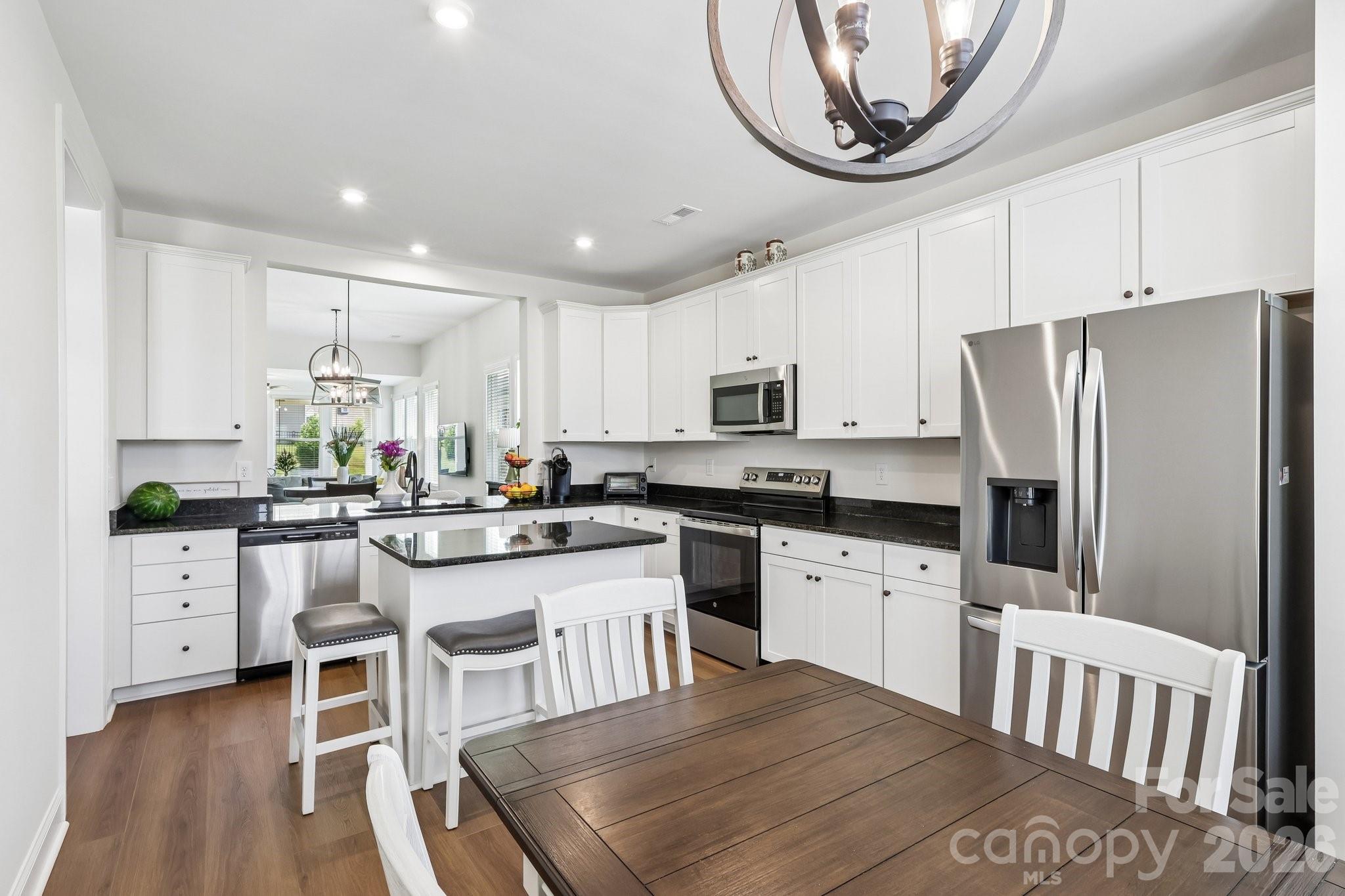 8410 Profit Lane Property Photo 10