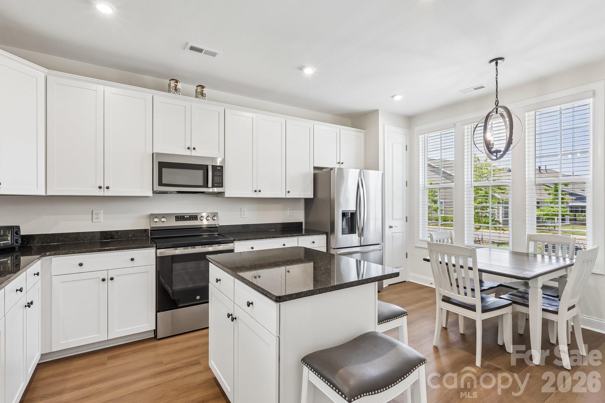 8410 Profit Lane Property Photo 11