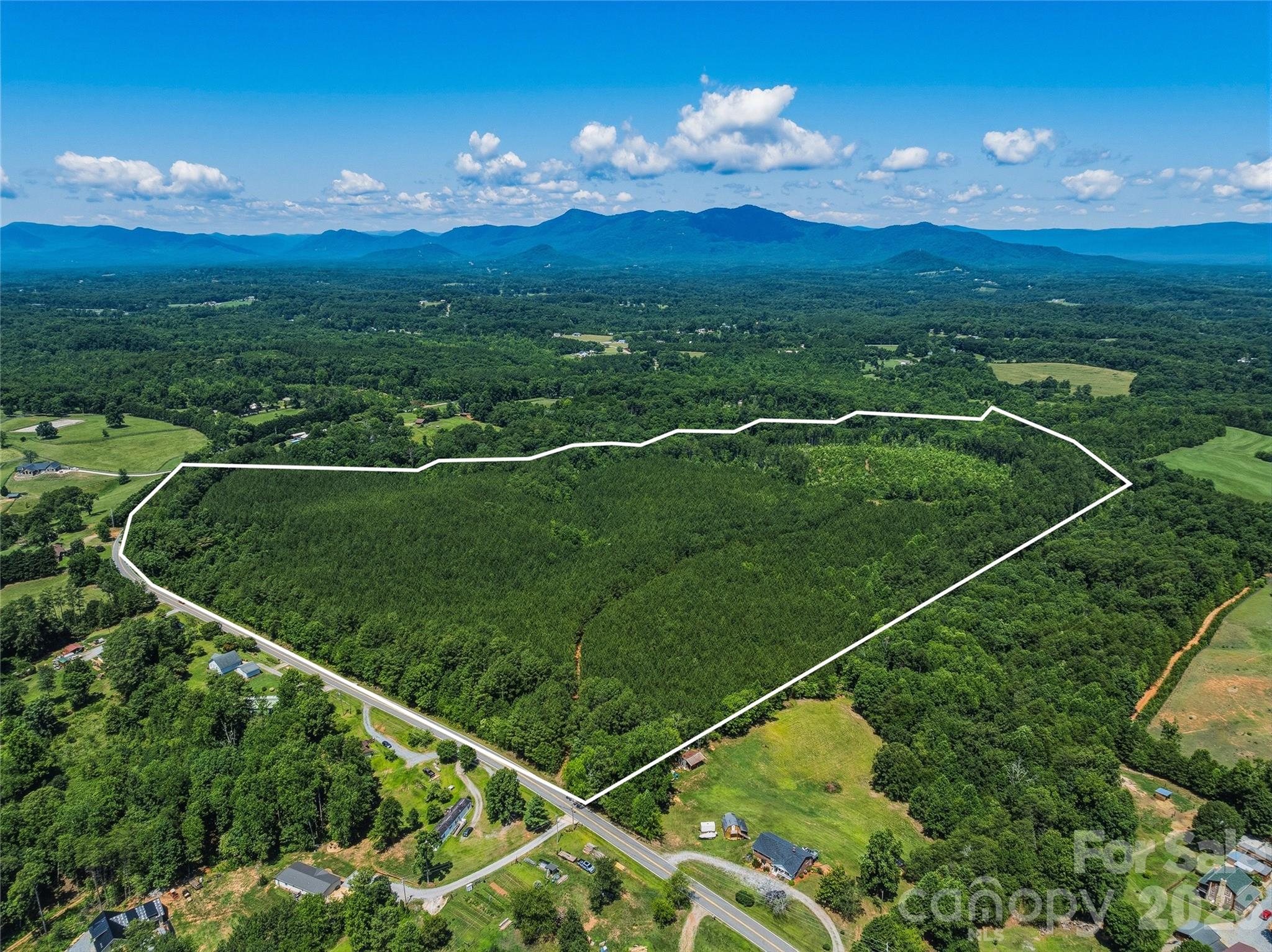 6783 Peniel Road Property Photo 5
